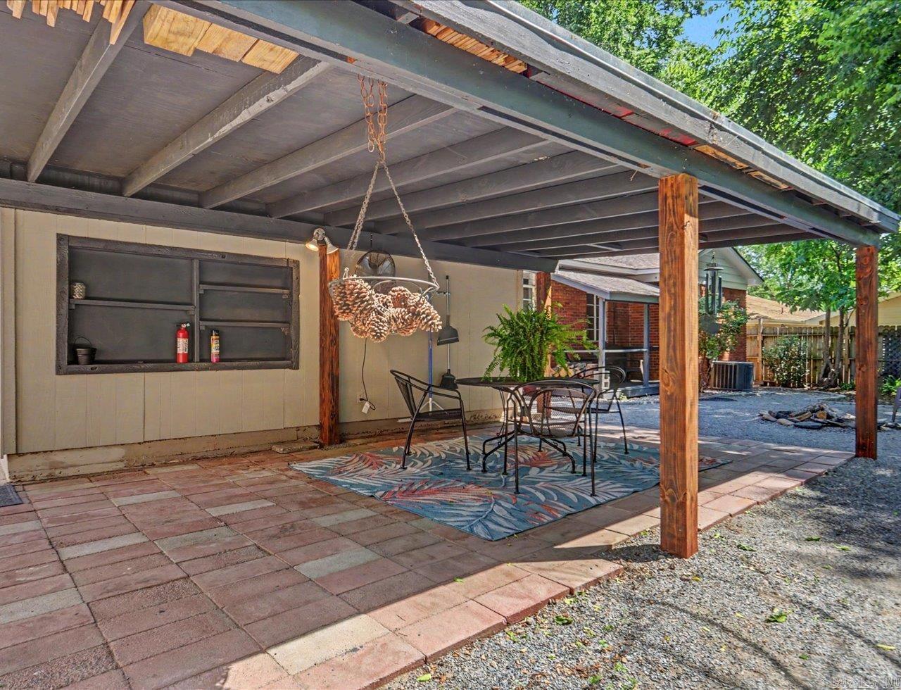 305 Vineyard Street Property Photo 38