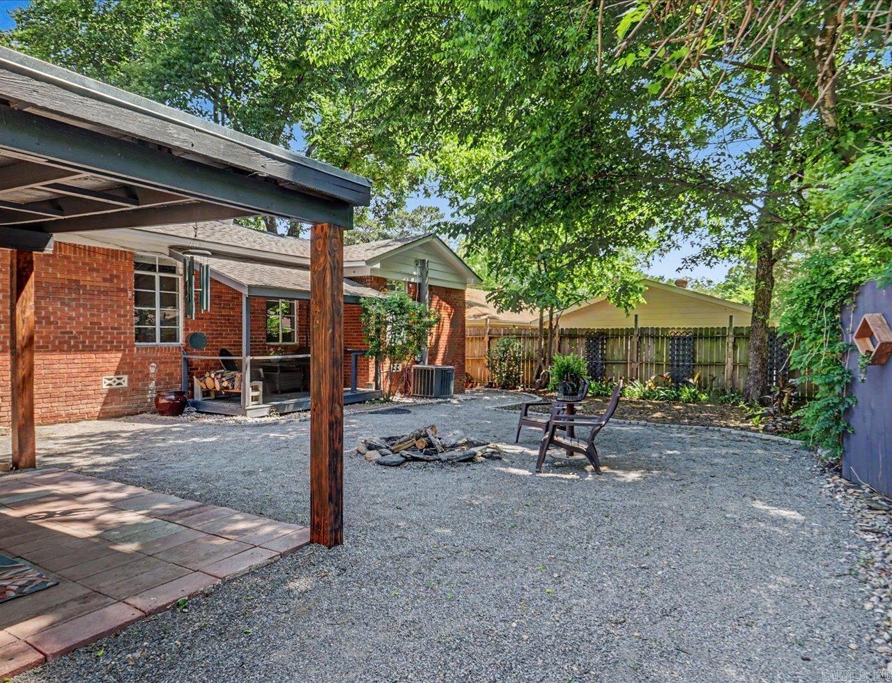 305 Vineyard Street Property Photo 39