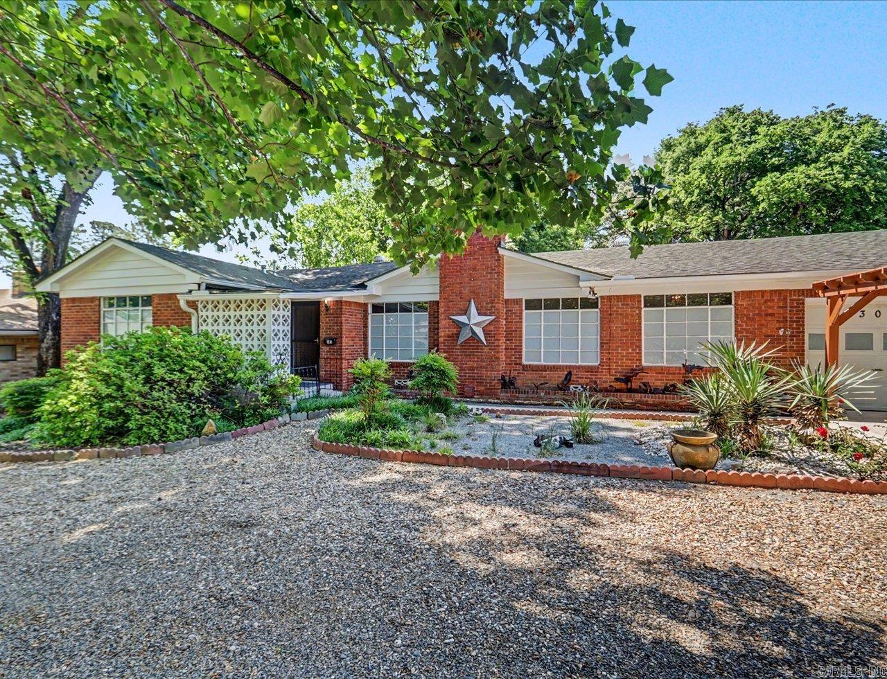 305 Vineyard Street Property Photo 47