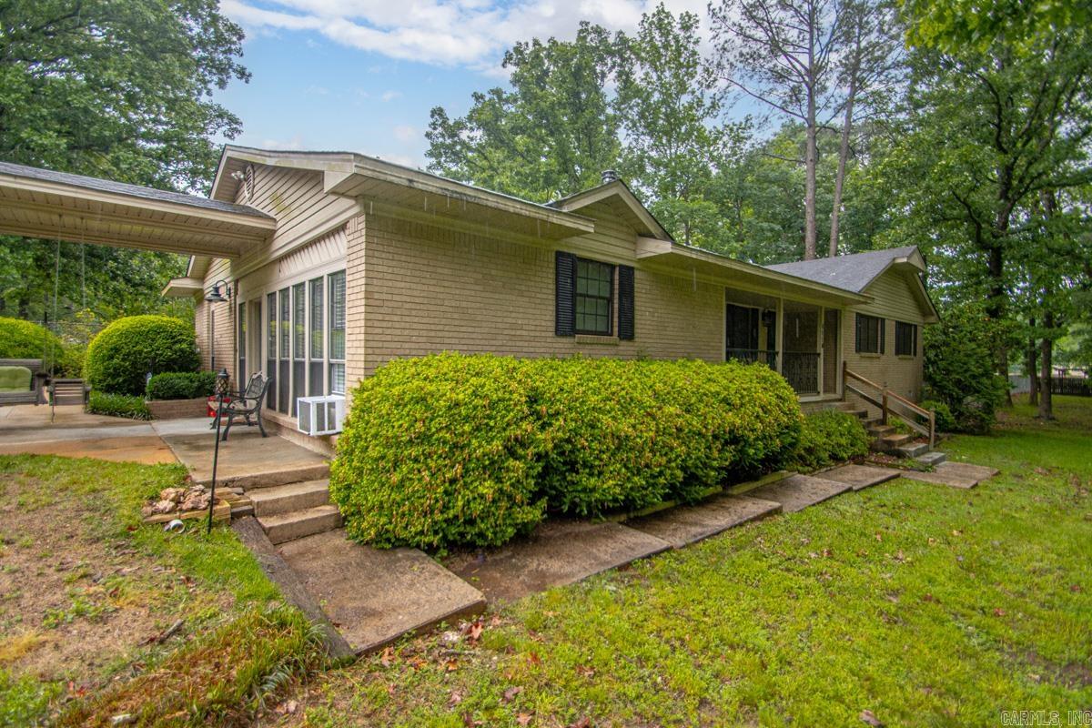 4116 Front Drive Property Photo 4