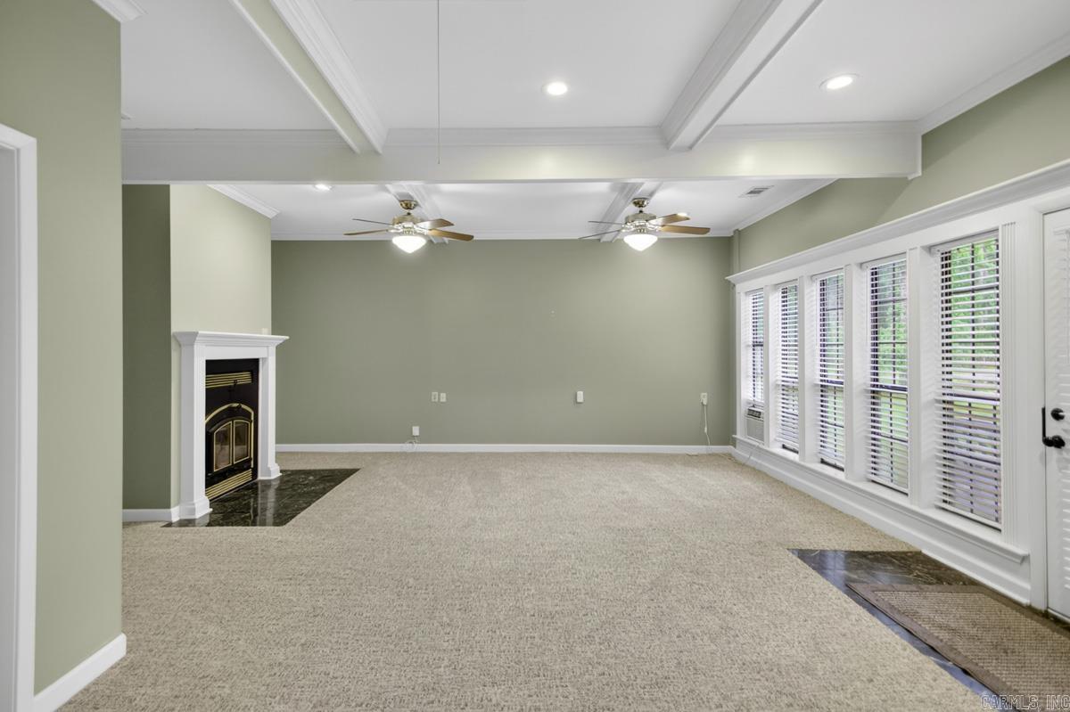 4116 Front Drive Property Photo 9