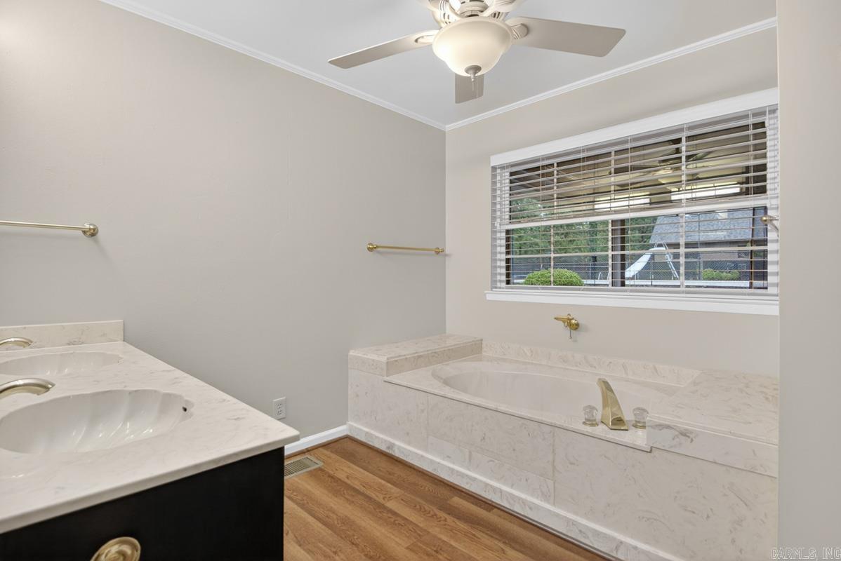 4116 Front Drive Property Photo 21