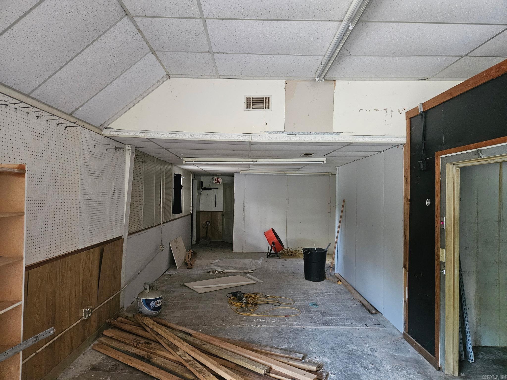 18600 Beaver Creek Road Property Photo 22