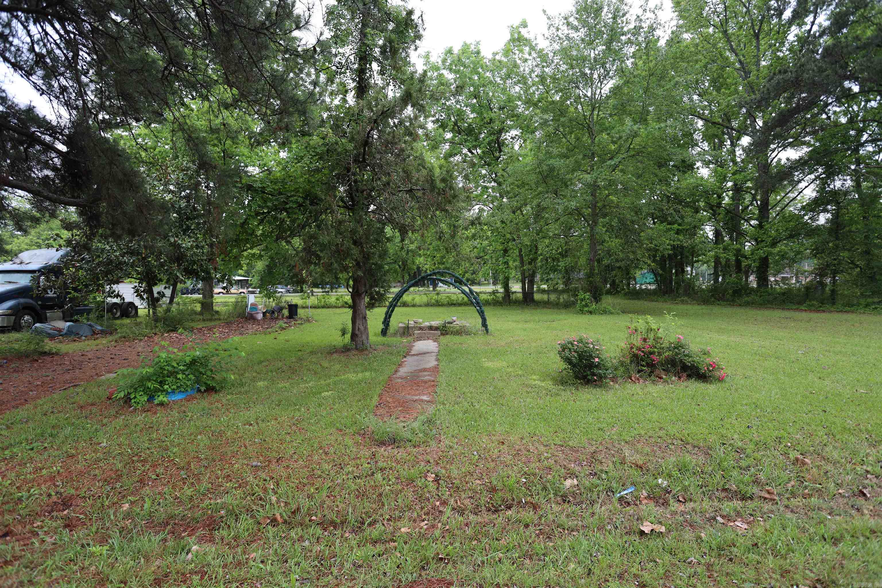 1203 Hampton St. Property Photo 1