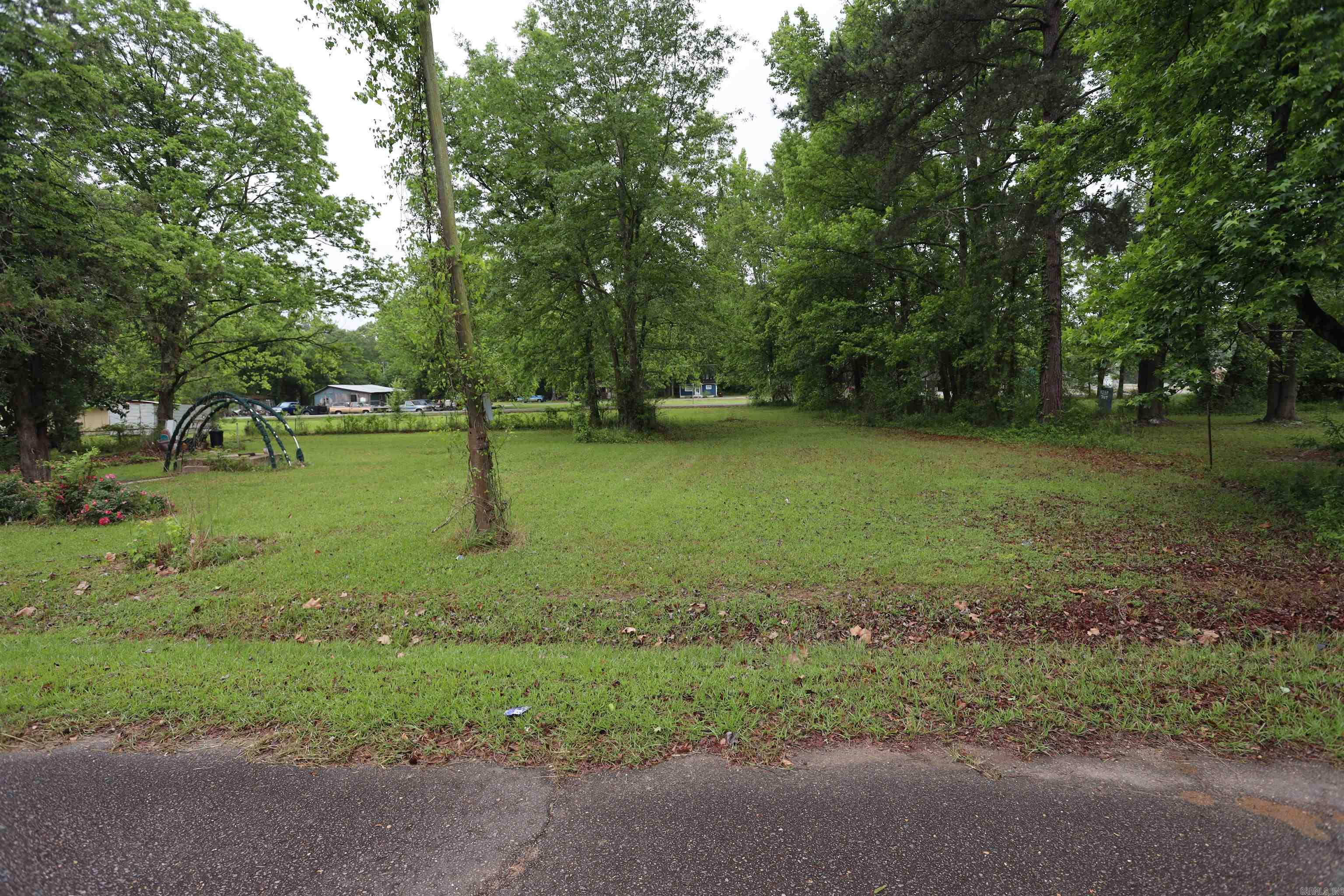 1203 Hampton St. Property Photo 2