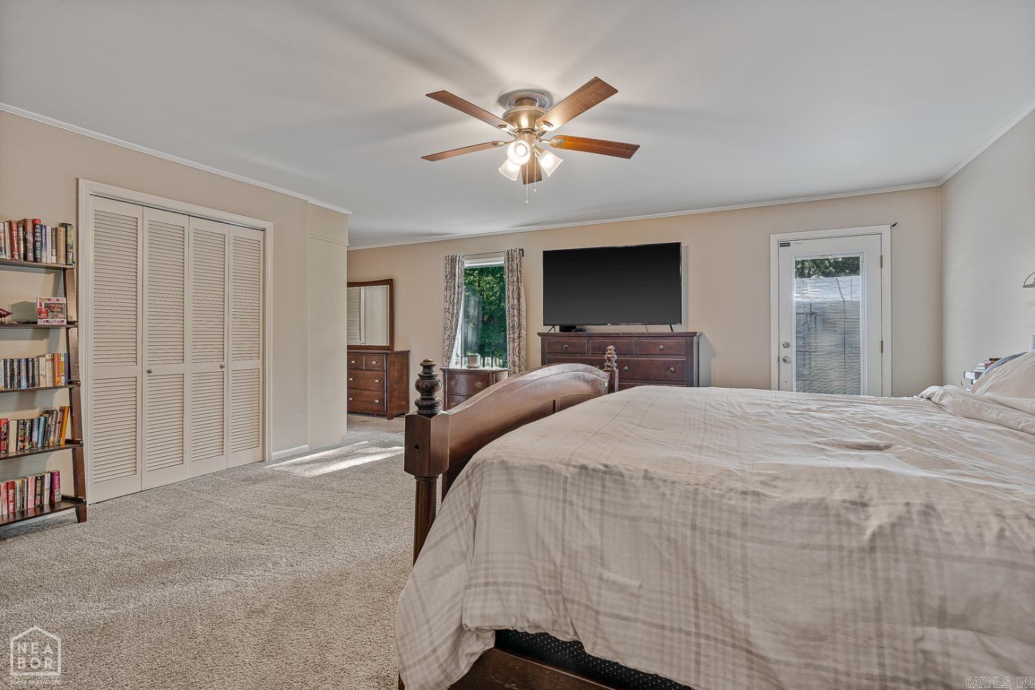 1001 Northwood Drive Property Photo 14