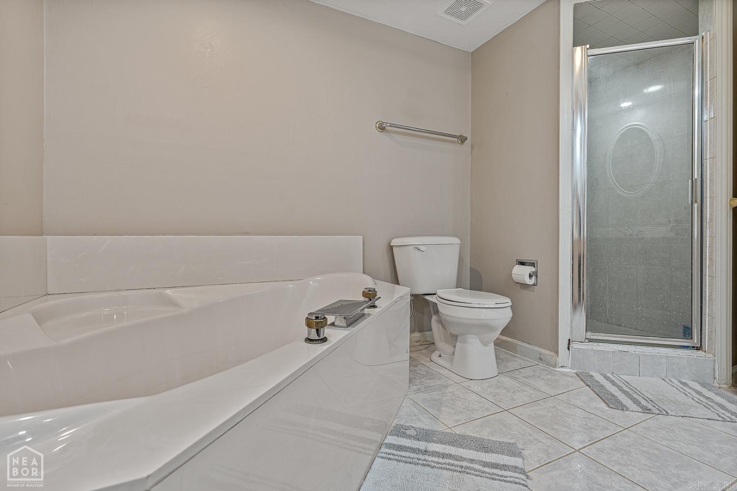 1001 Northwood Drive Property Photo 17