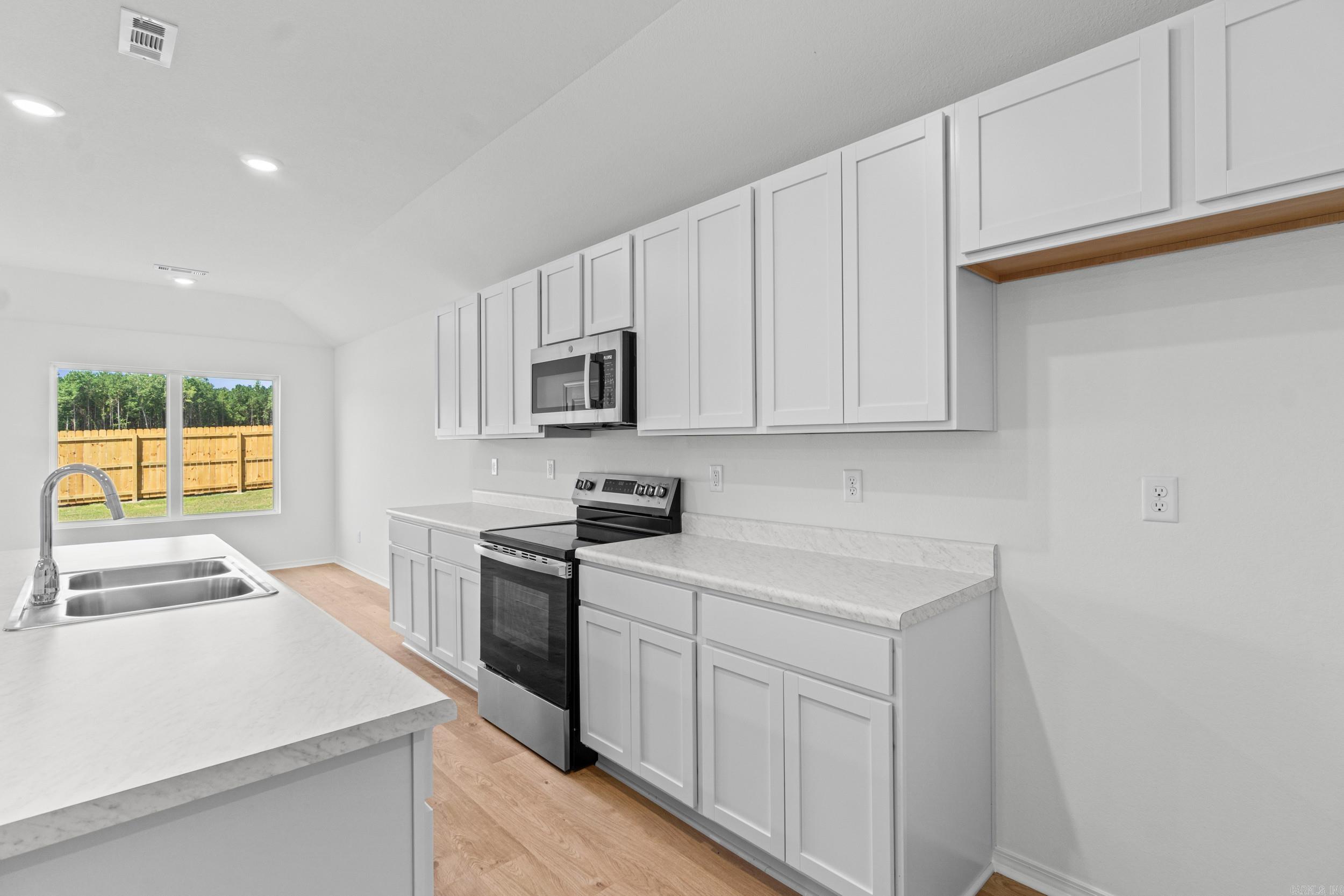 15121 Thompson Branch Trail Property Photo 11