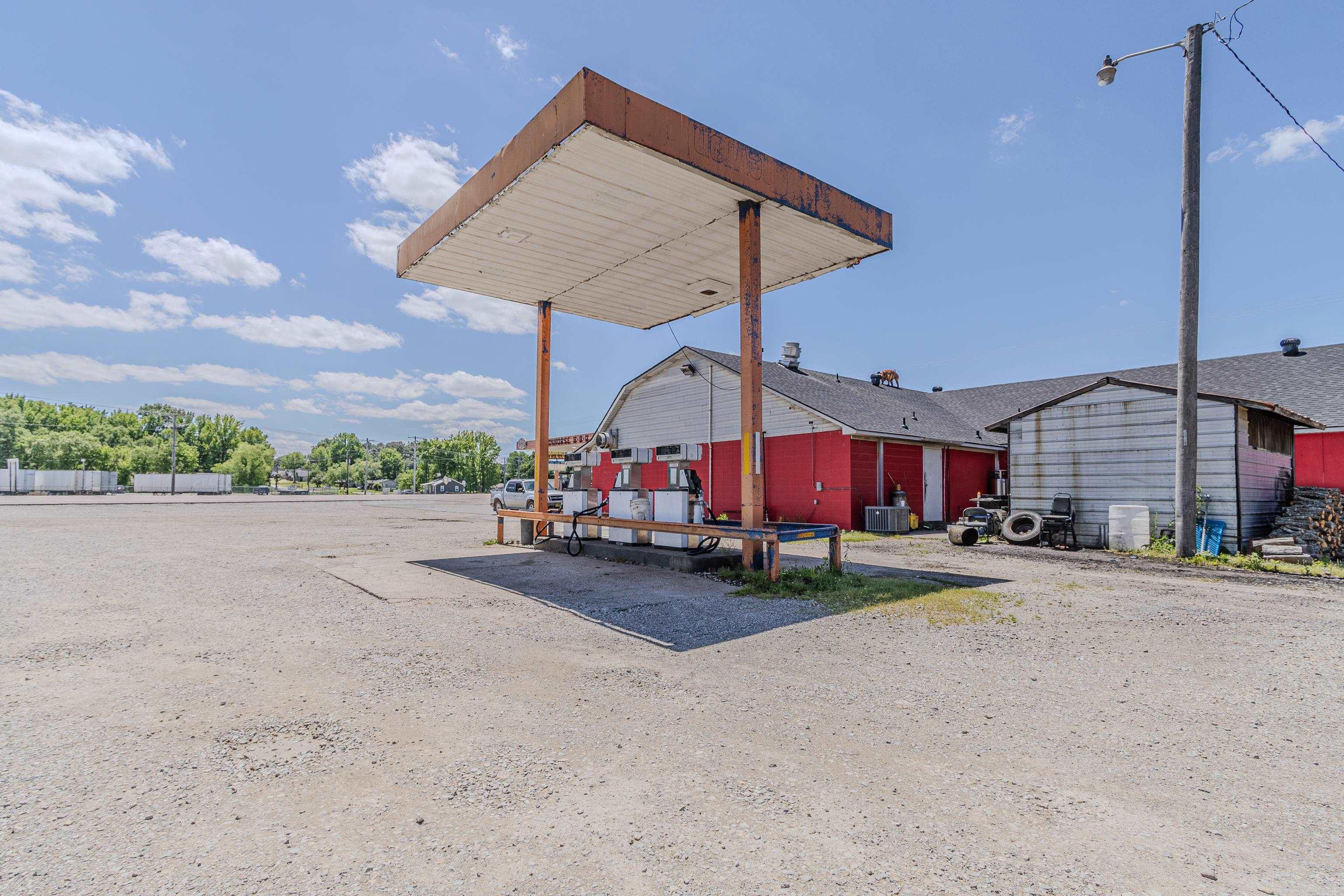 2801 N Hwy 49 Property Photo 4