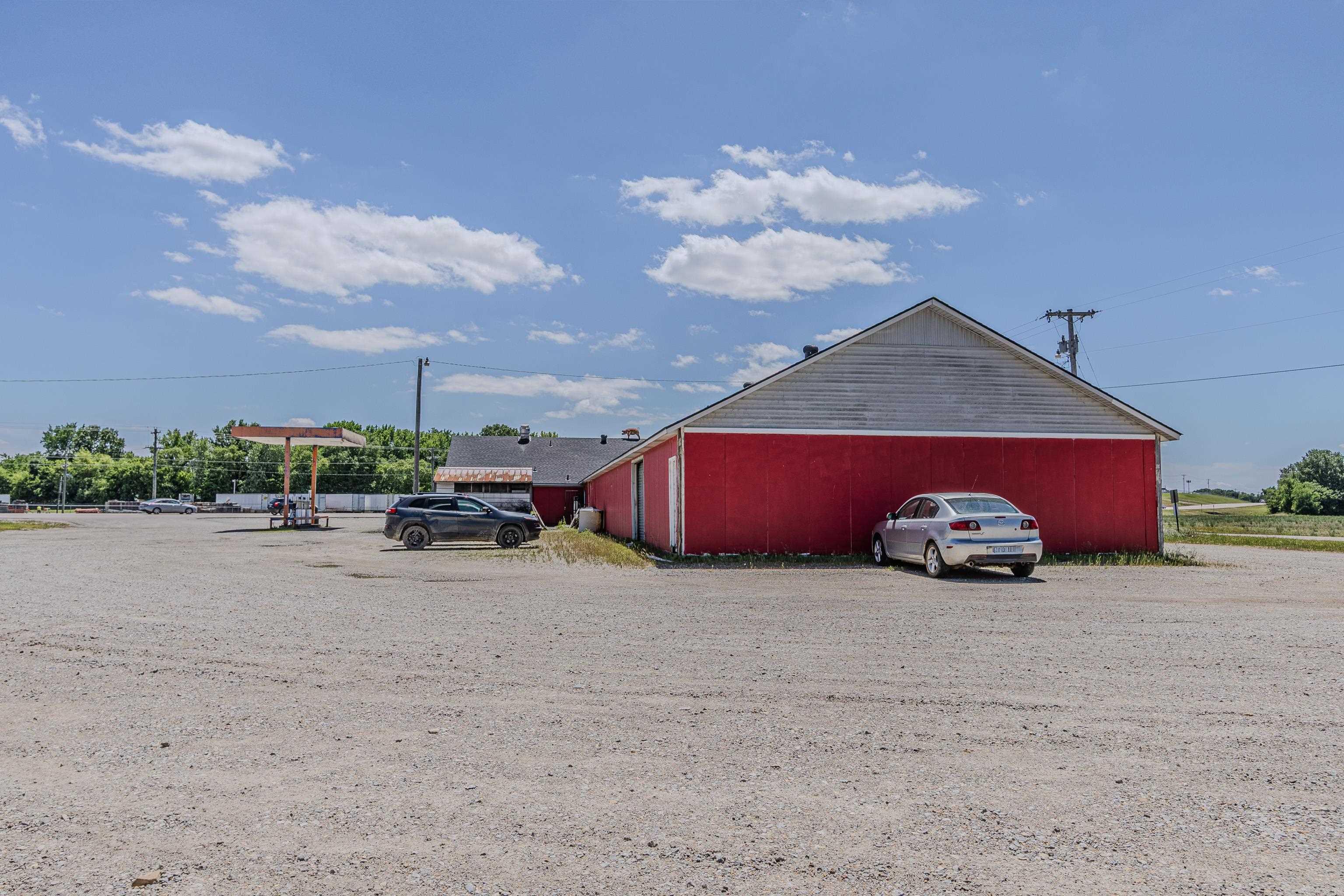 2801 N Hwy 49 Property Photo 6