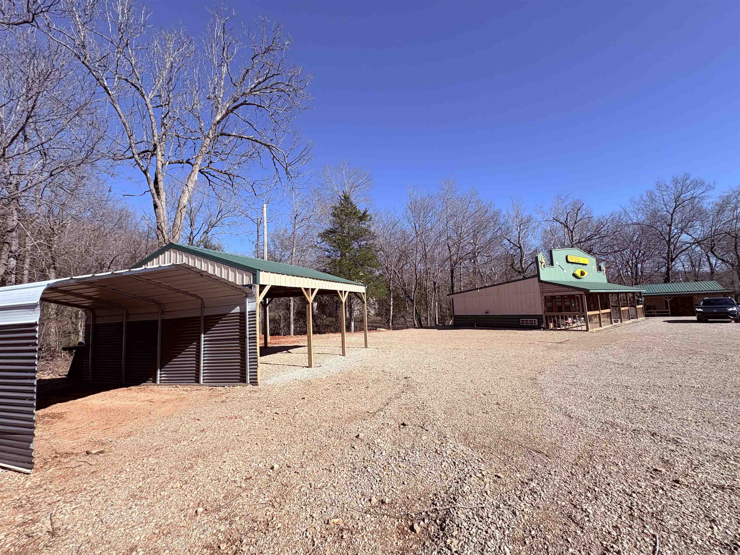 420 Highway 63 Property Photo 34