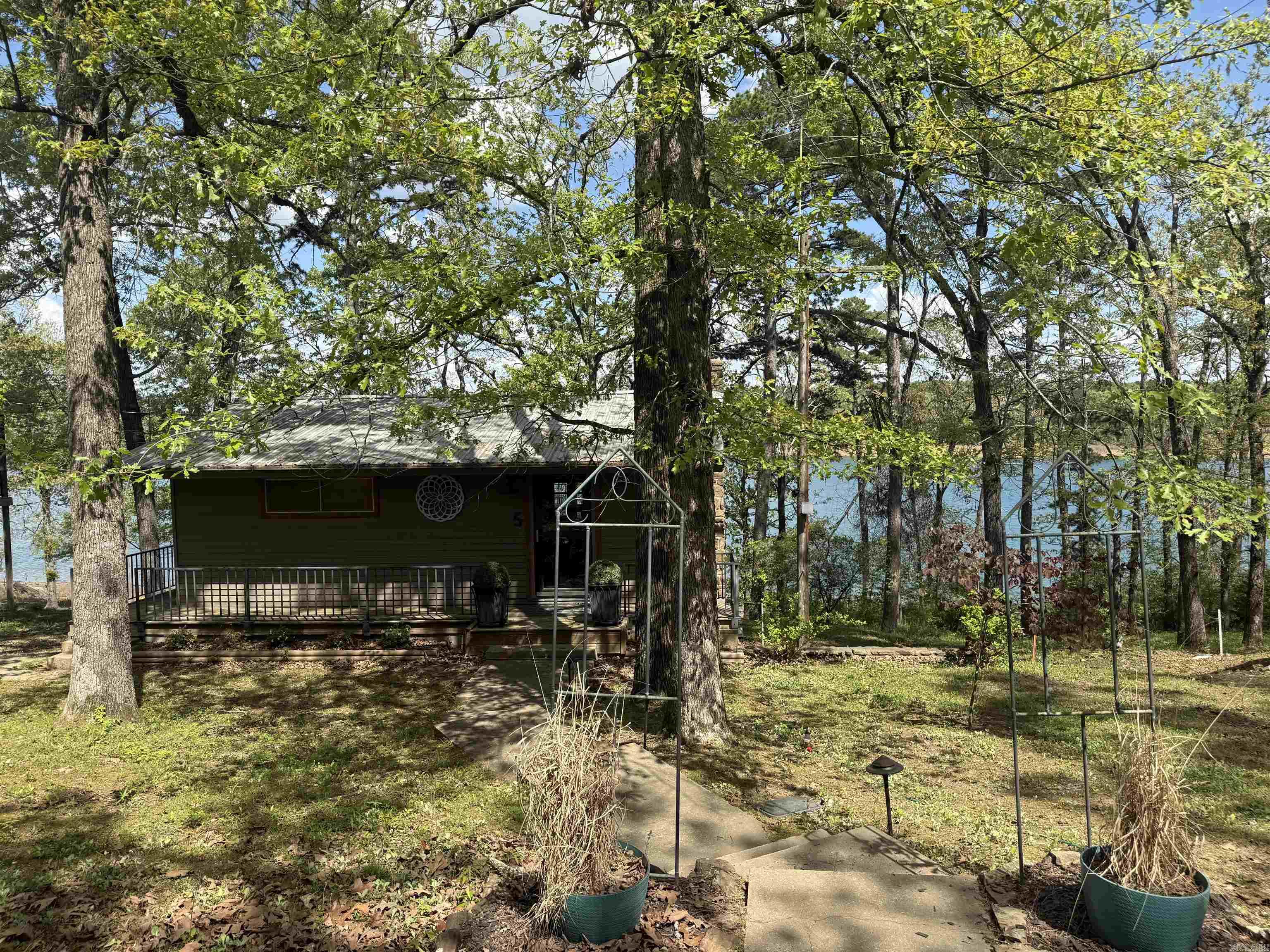 5 Lakeshore Drive Property Photo 5