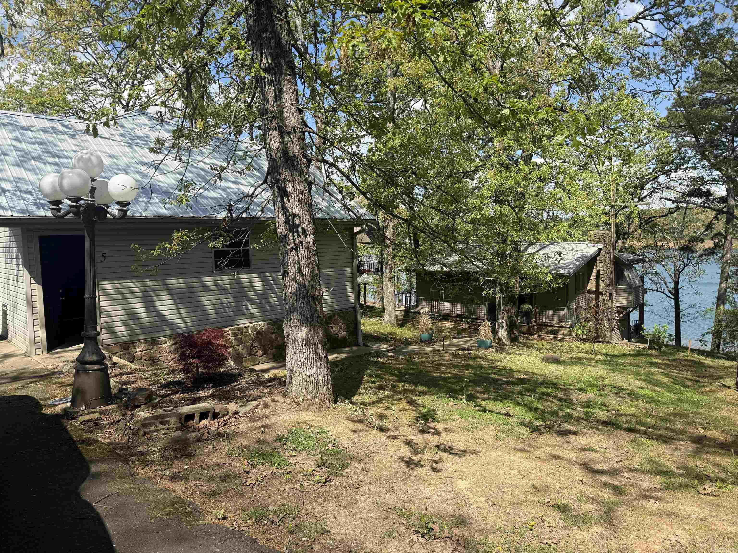 5 Lakeshore Drive Property Photo 7