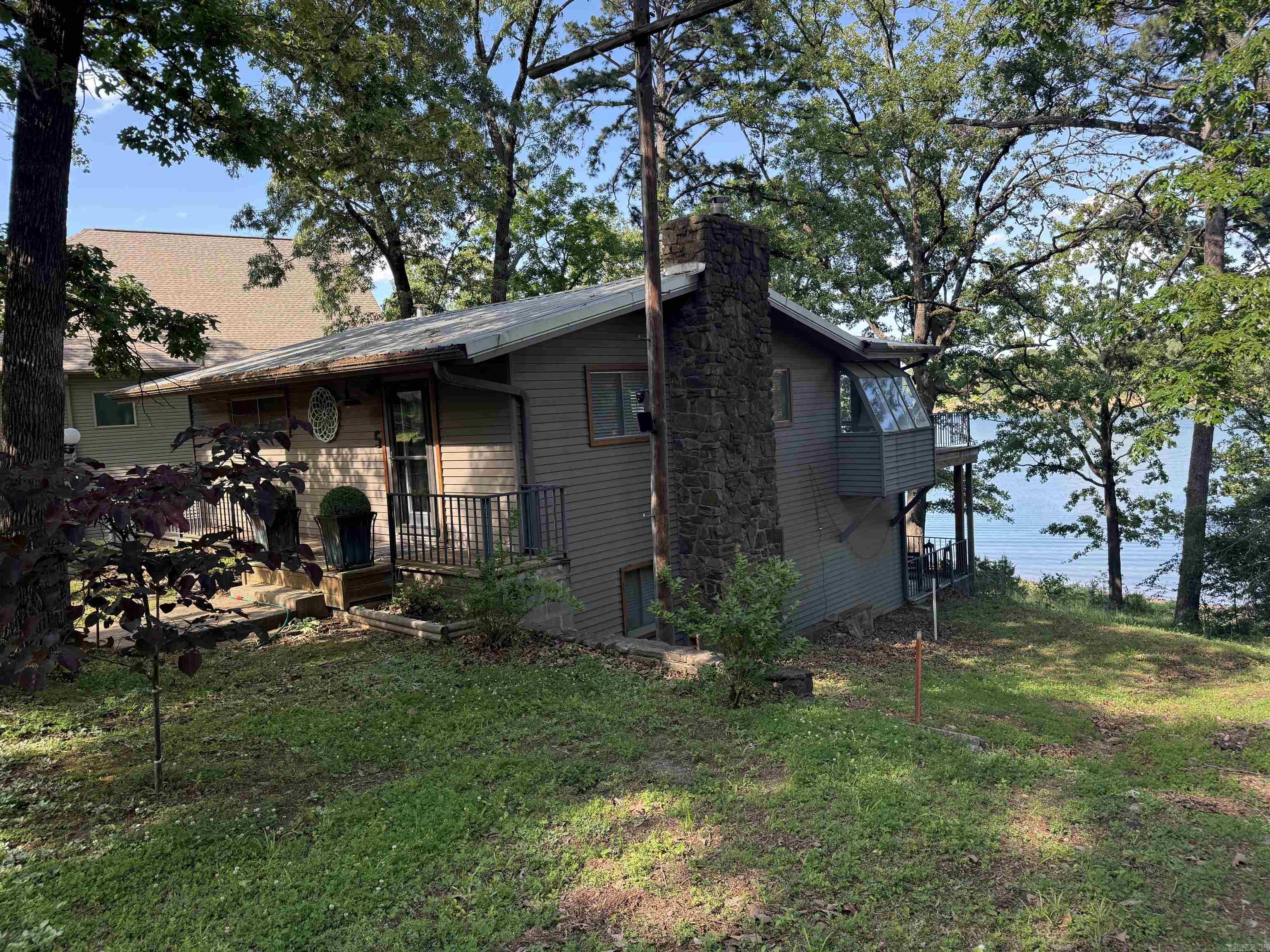5 Lakeshore Drive Property Photo 10