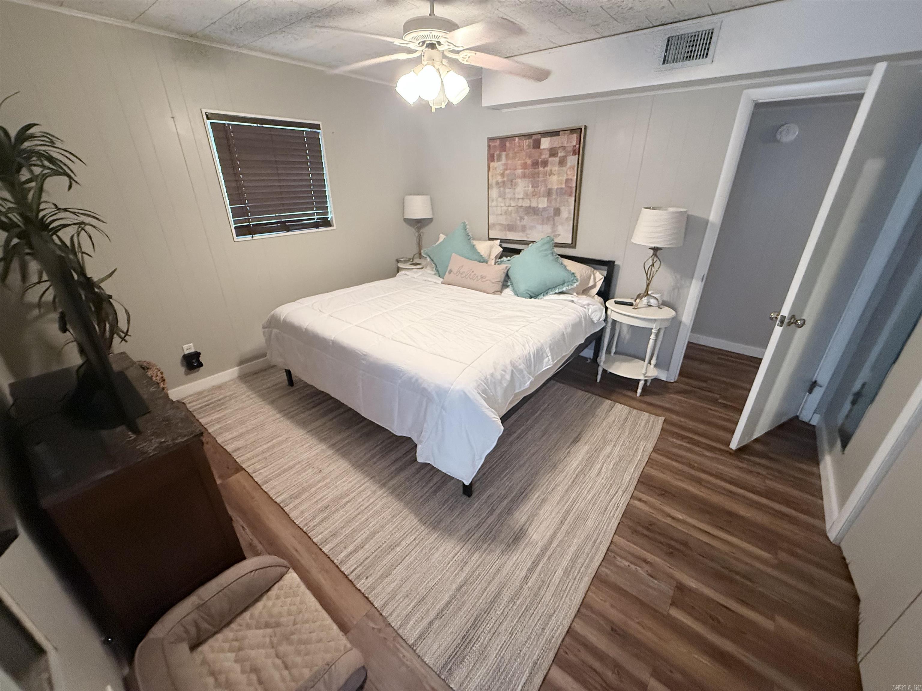 5 Lakeshore Drive Property Photo 21