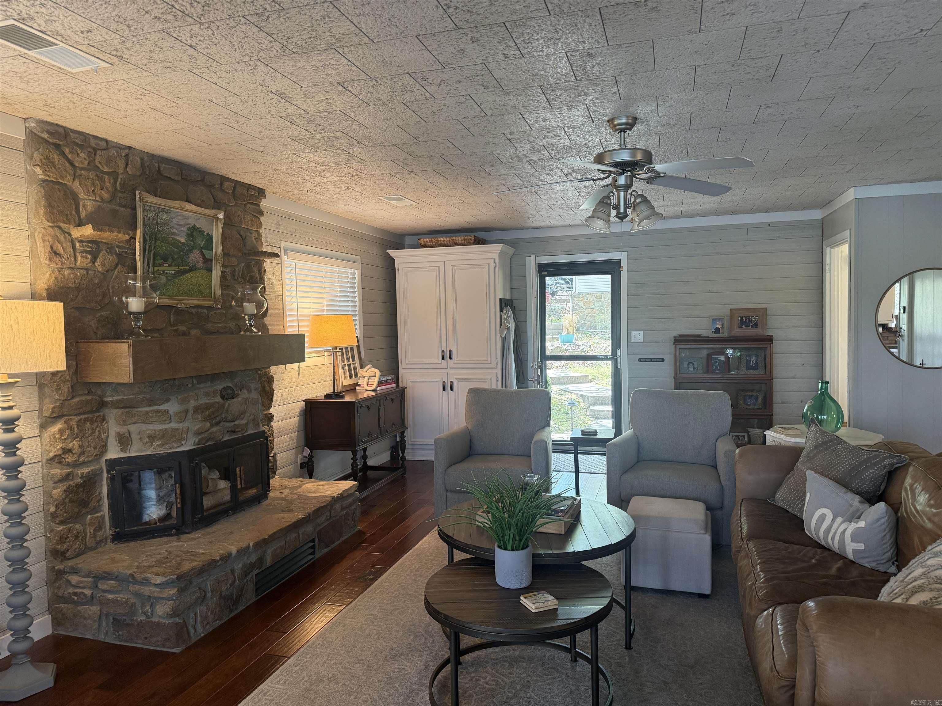 5 Lakeshore Drive Property Photo 27