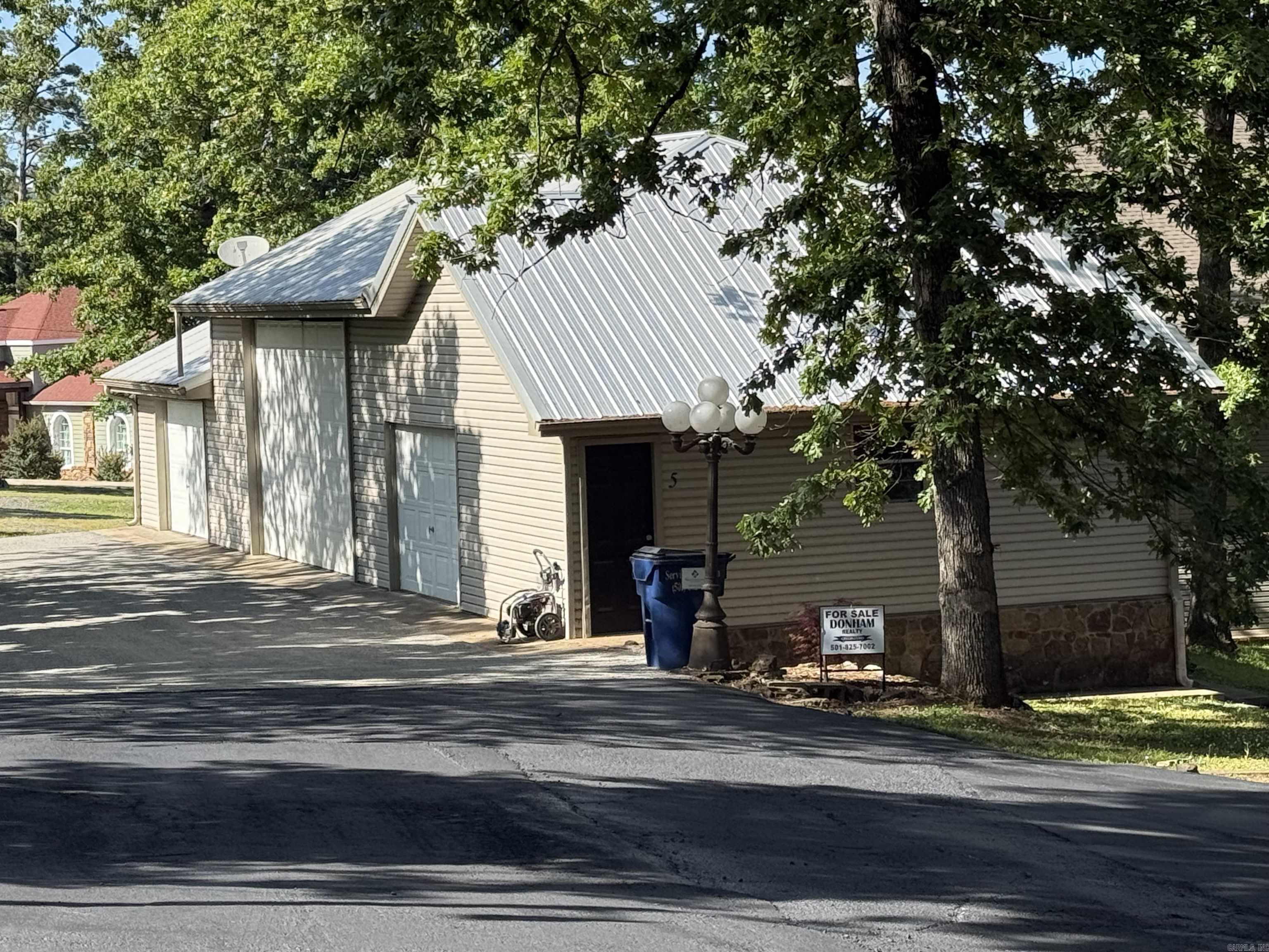 5 Lakeshore Drive Property Photo 29
