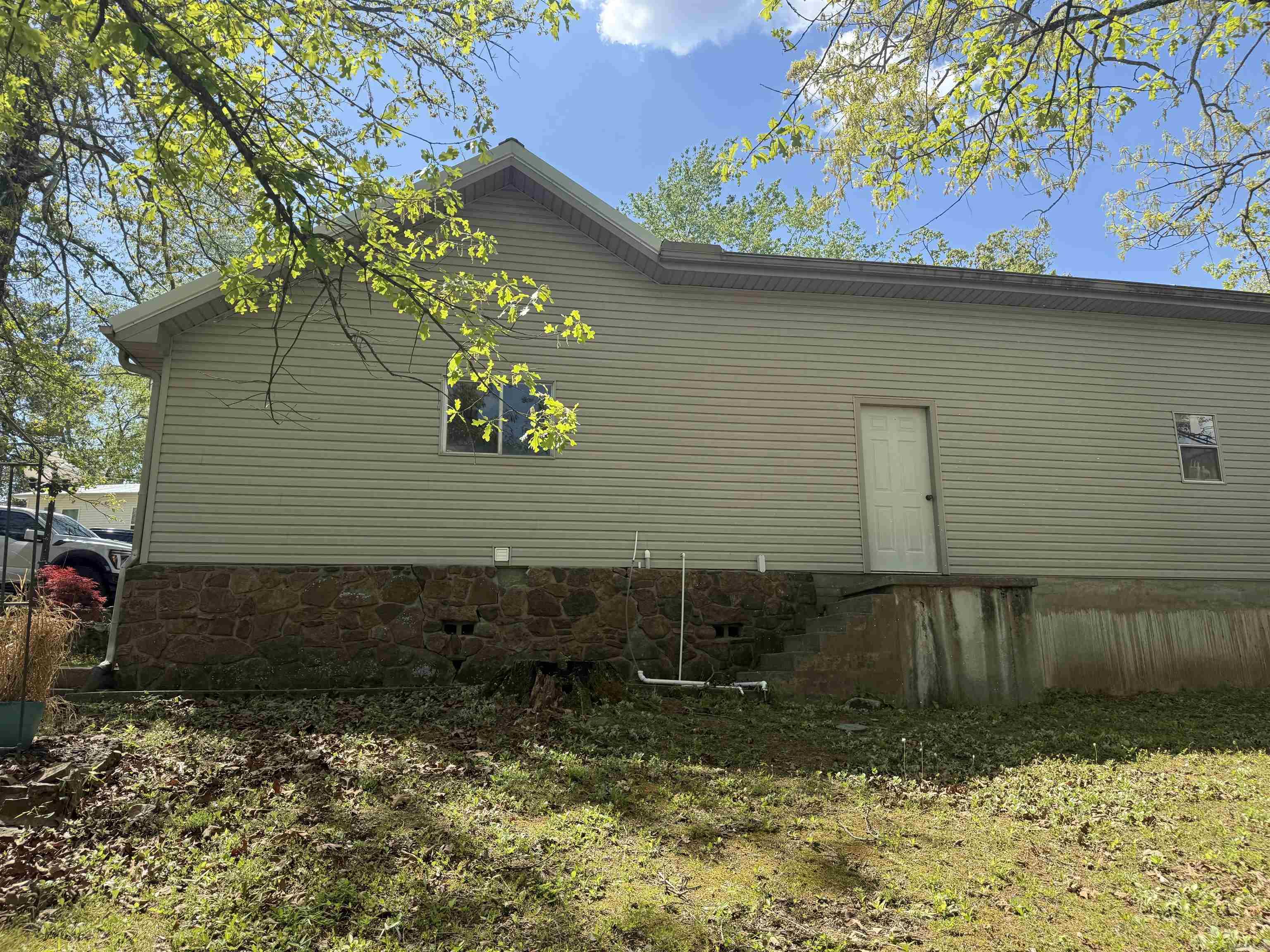 5 Lakeshore Drive Property Photo 35