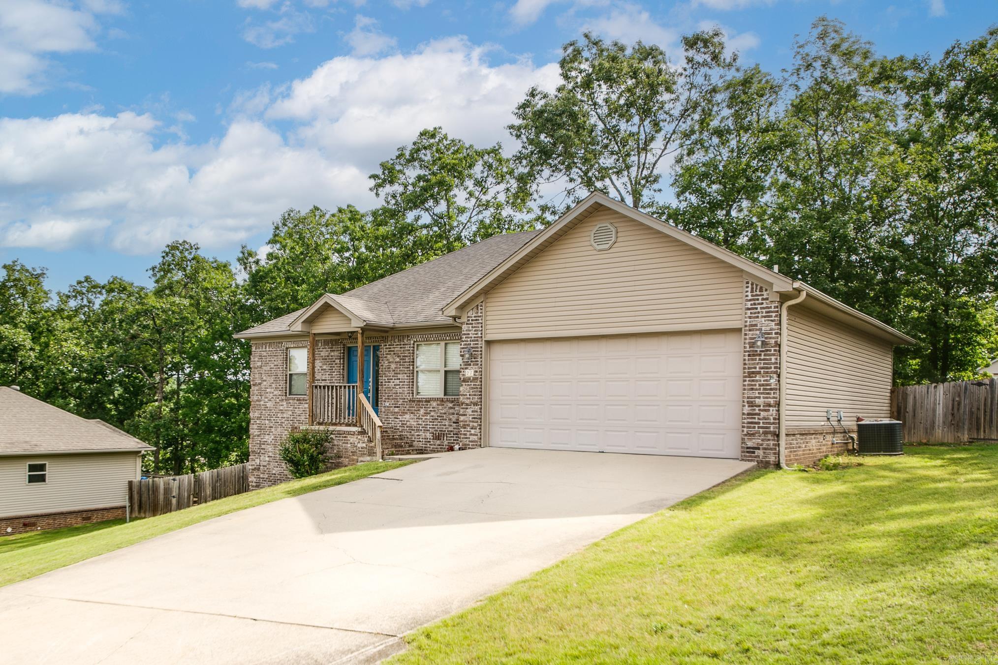 27 Highplains Drive Property Photo 1