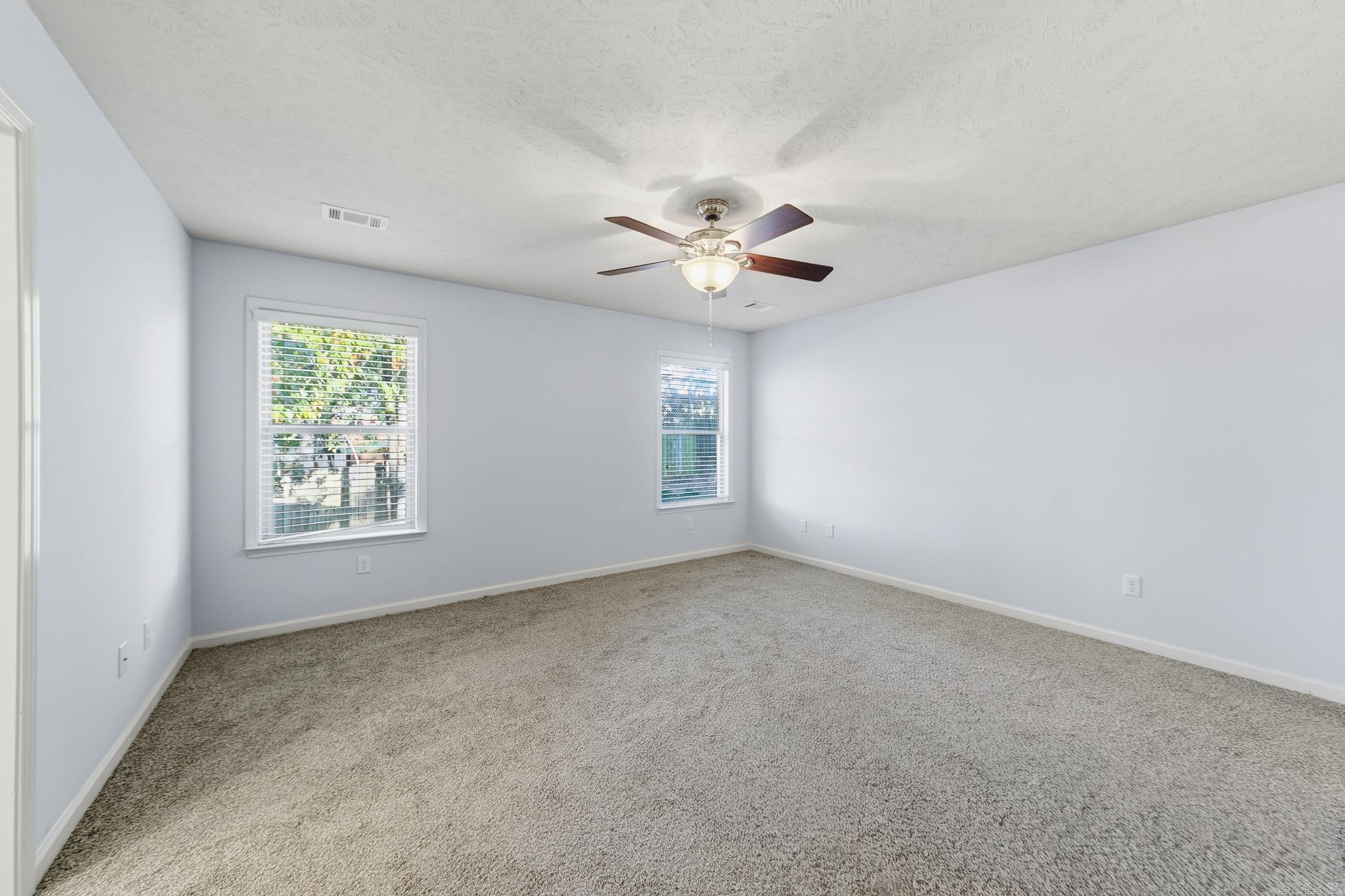 27 Highplains Drive Property Photo 17