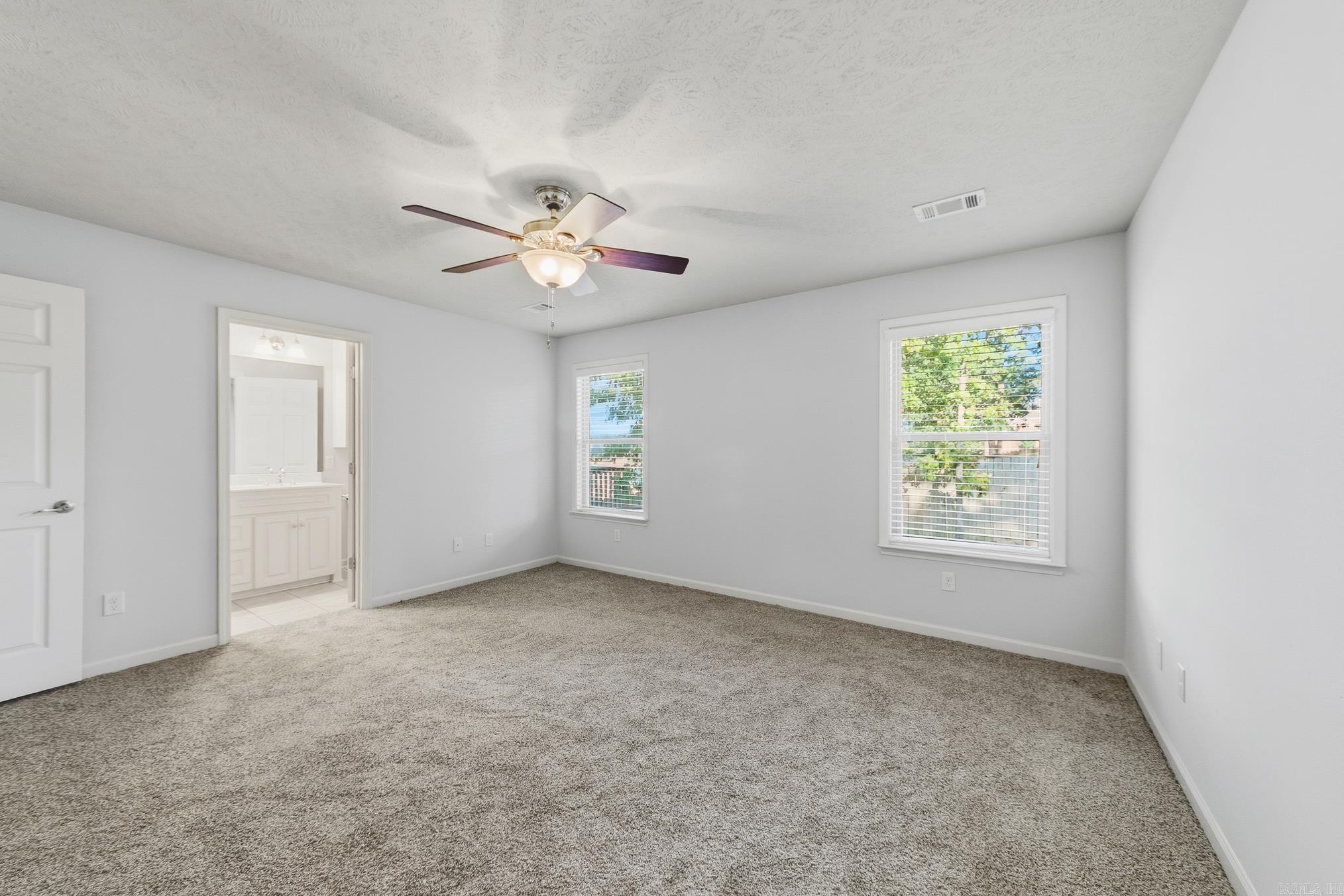 27 Highplains Drive Property Photo 18
