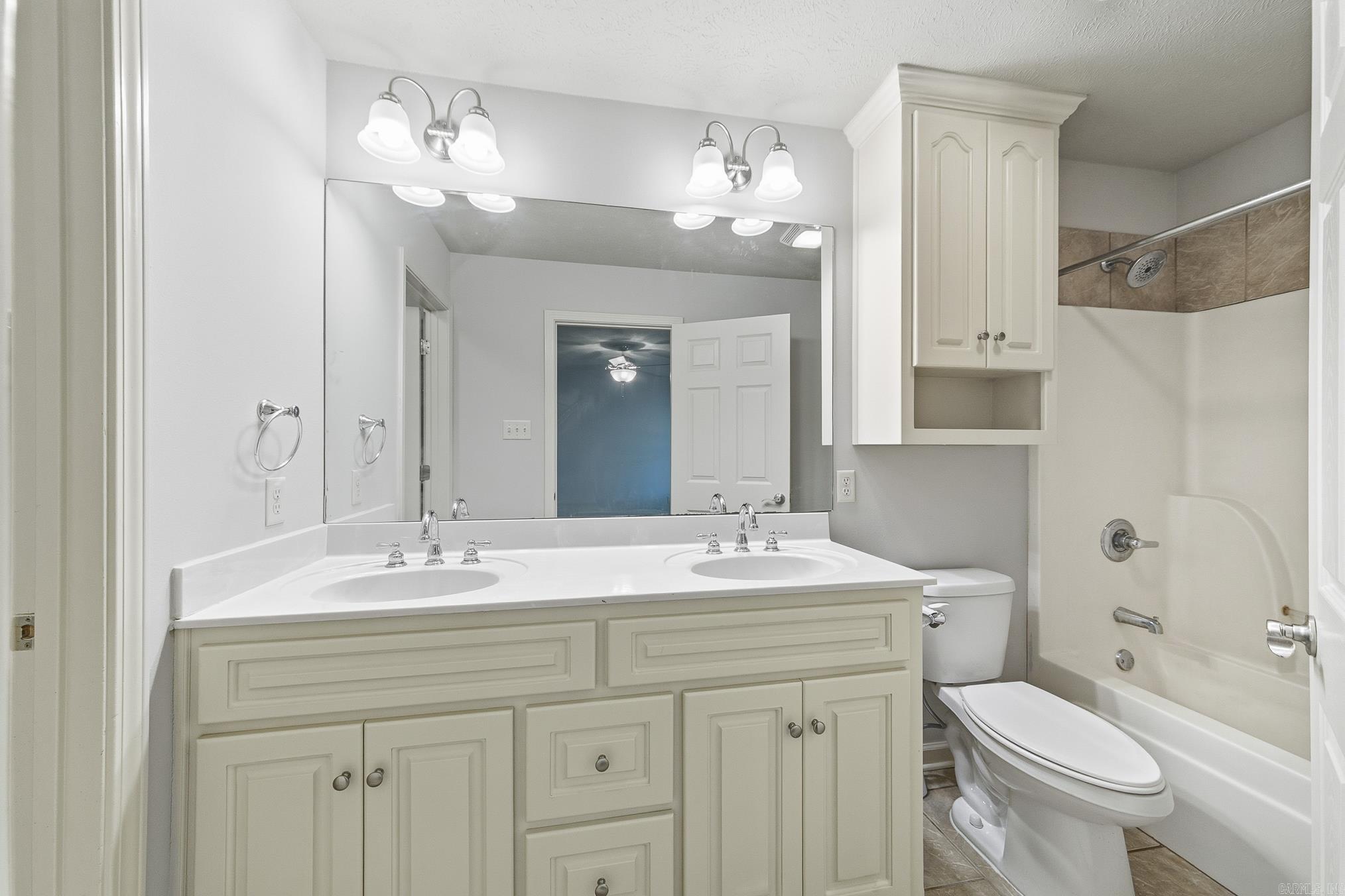 27 Highplains Drive Property Photo 21