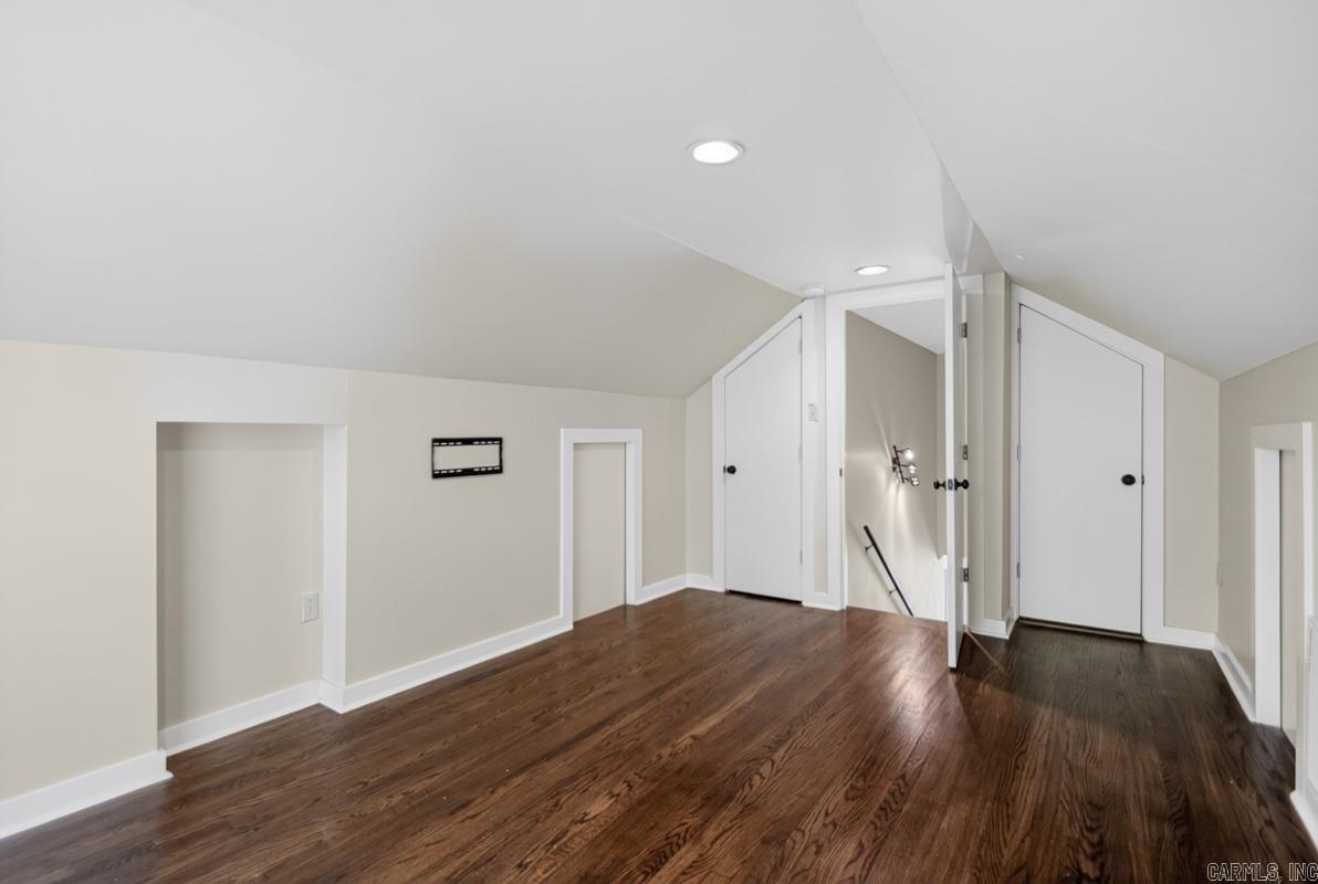 407 Walnut Street Property Photo 16