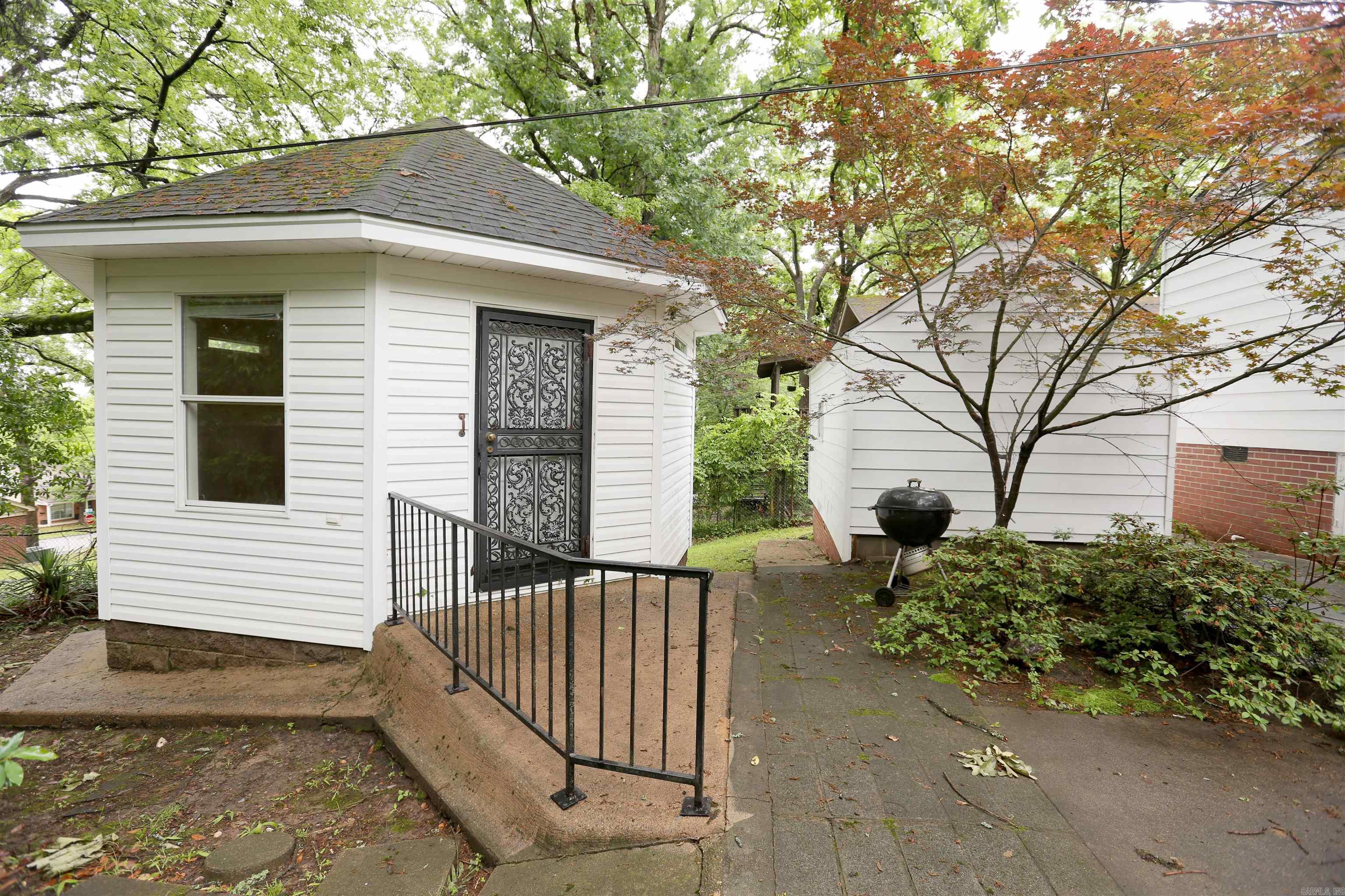407 Walnut Street Property Photo 27