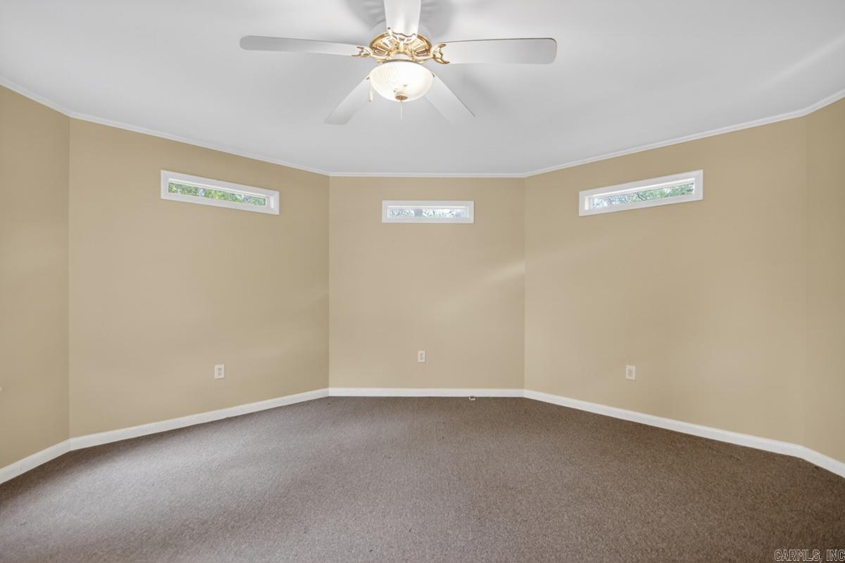 407 Walnut Street Property Photo 28