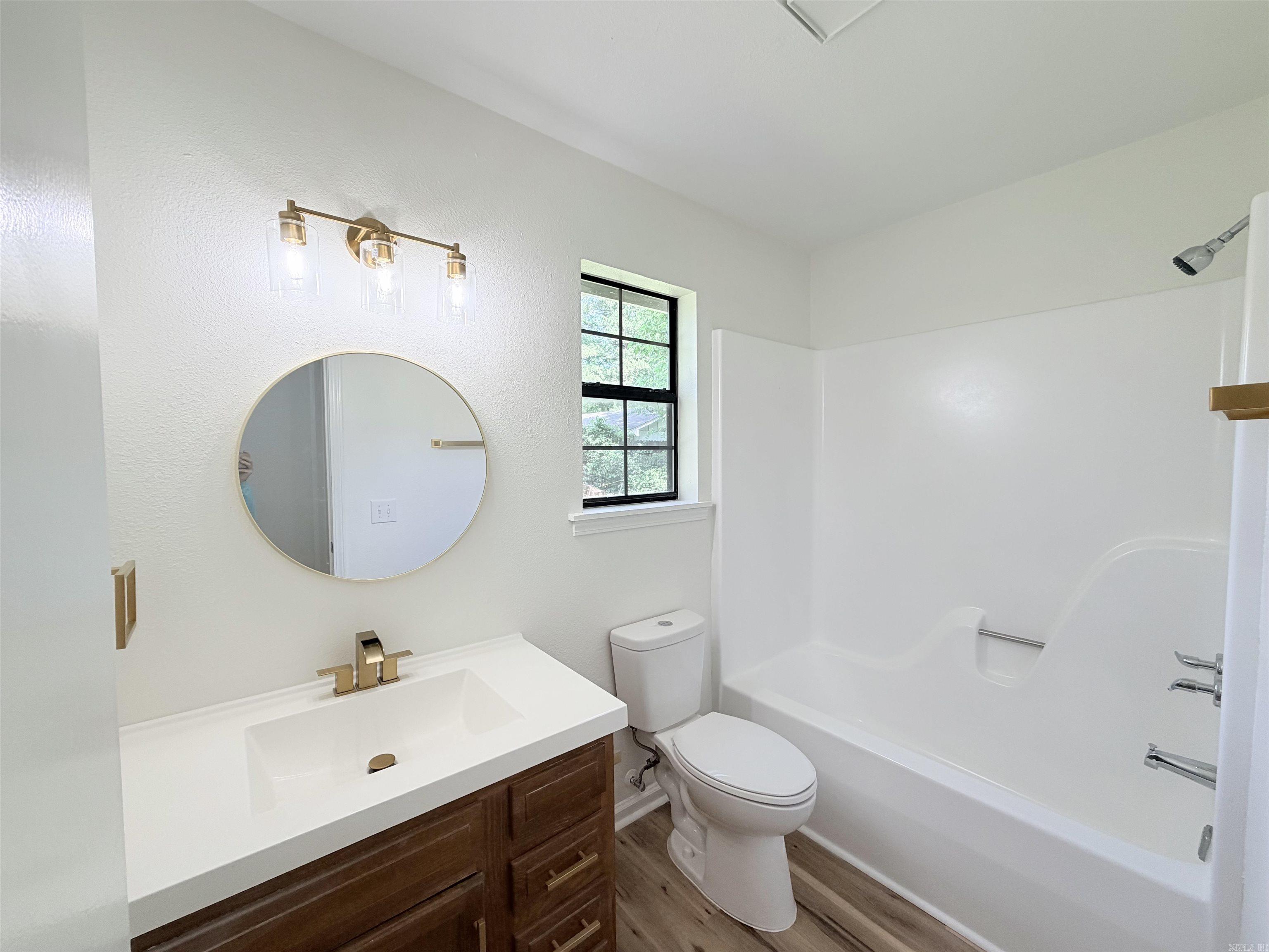 15 Patrick Henry Property Photo 18