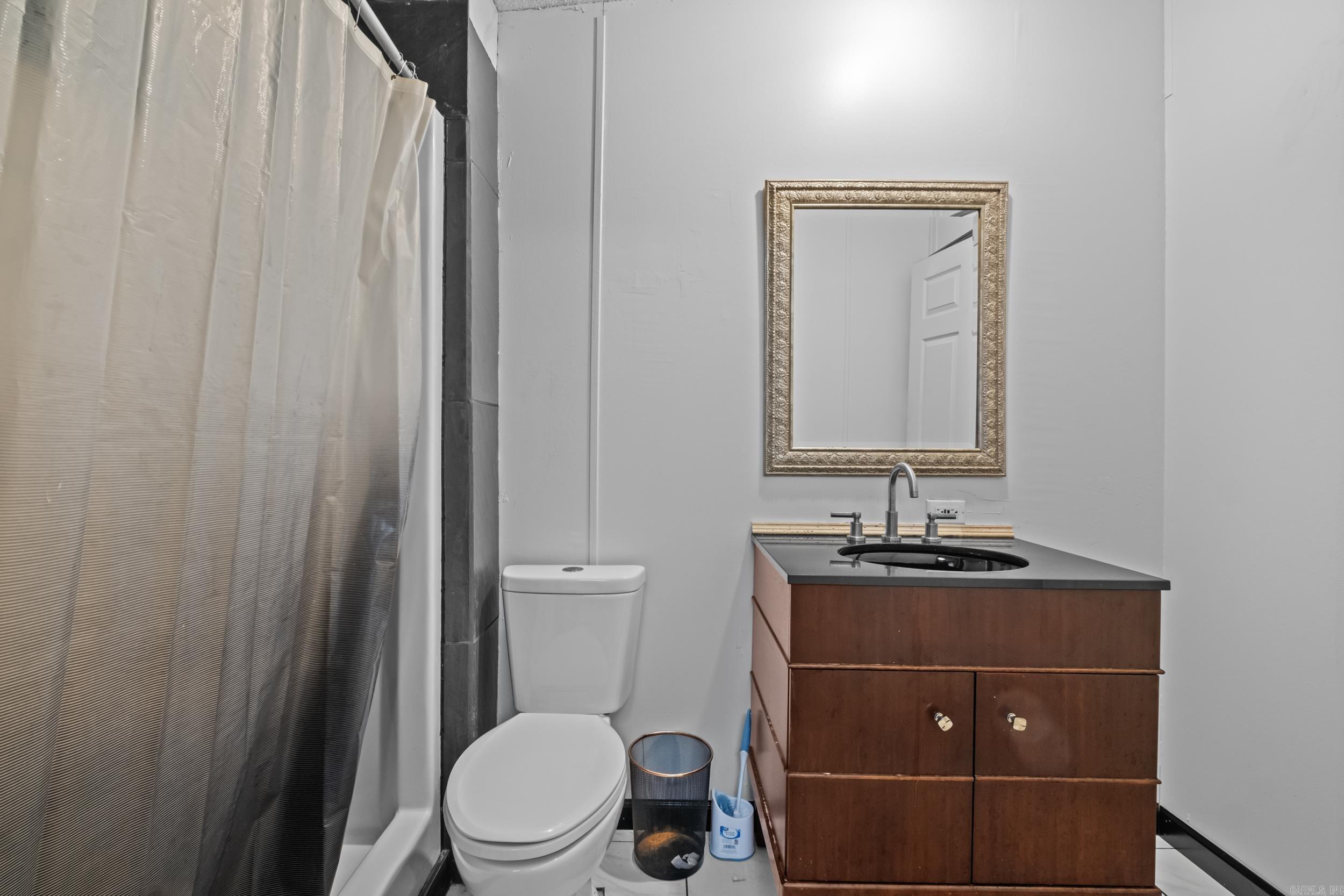 15 Industrial Park Drive Property Photo 14