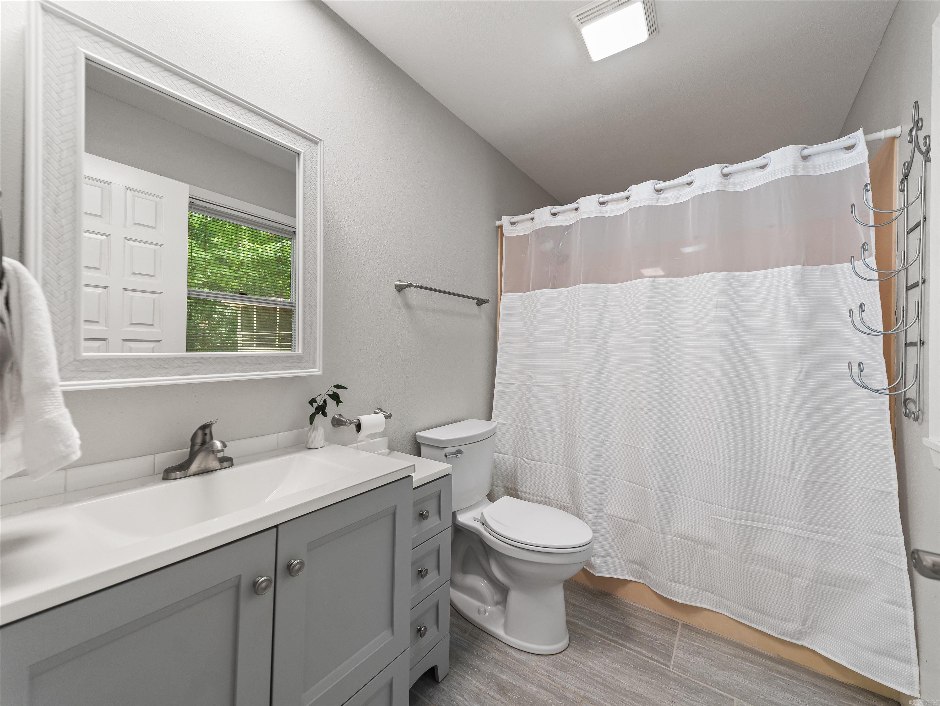 10 Guadalajara Lane Property Photo 35