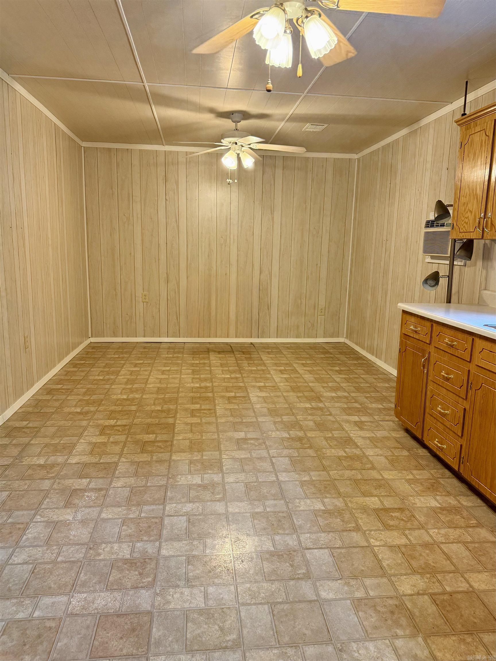303 Burnett Road Property Photo 13