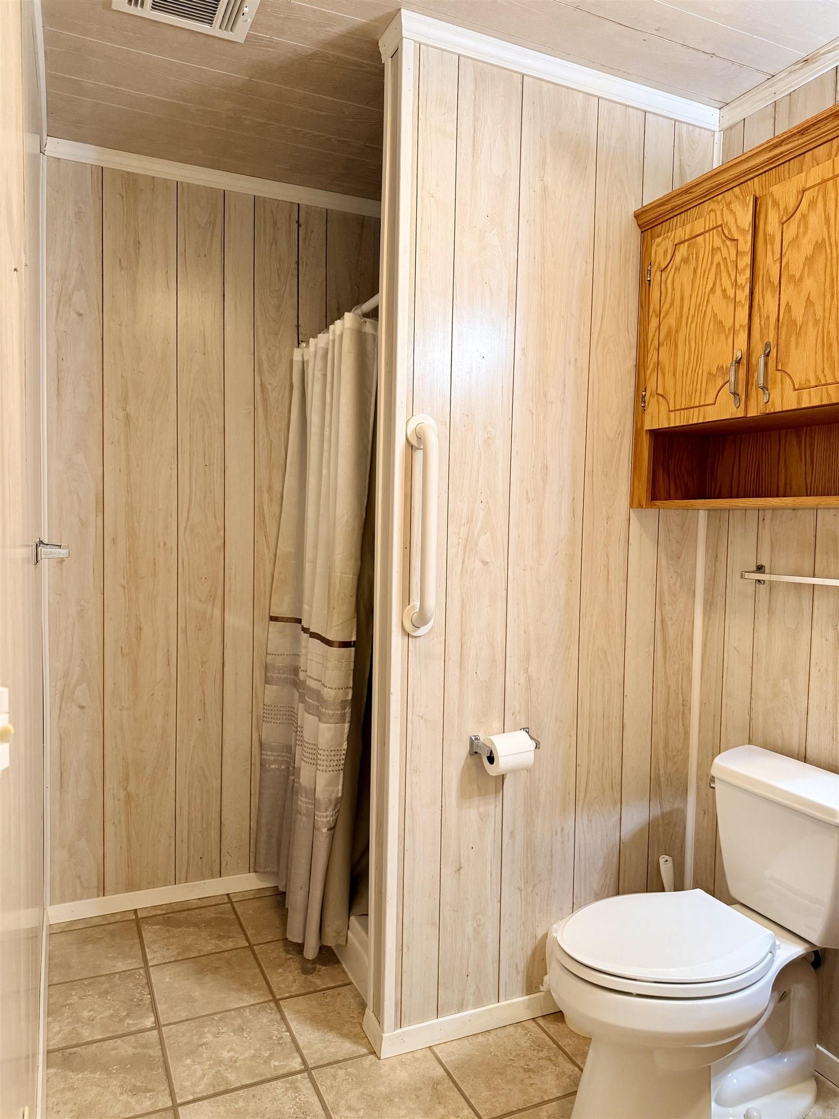 303 Burnett Road Property Photo 17