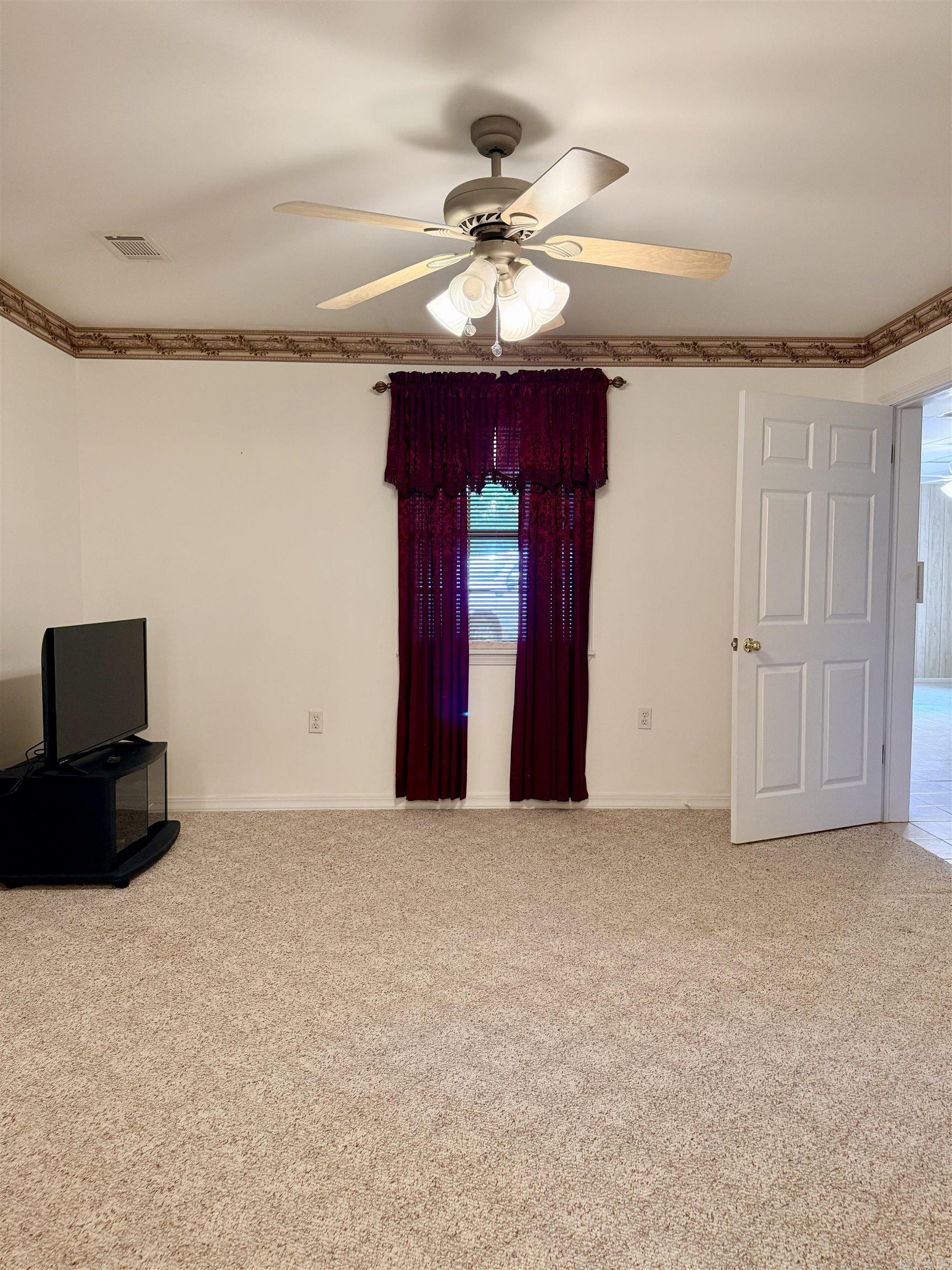 303 Burnett Road Property Photo 19