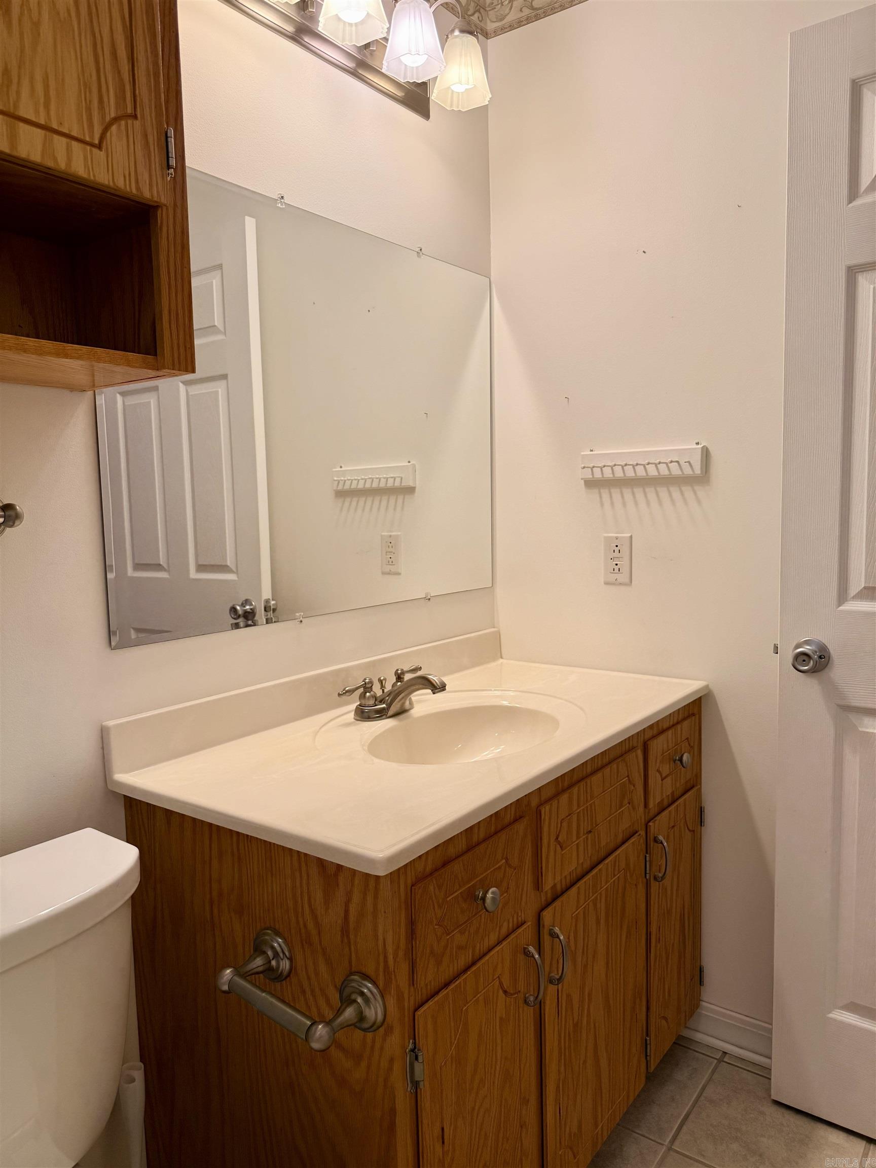 303 Burnett Road Property Photo 24