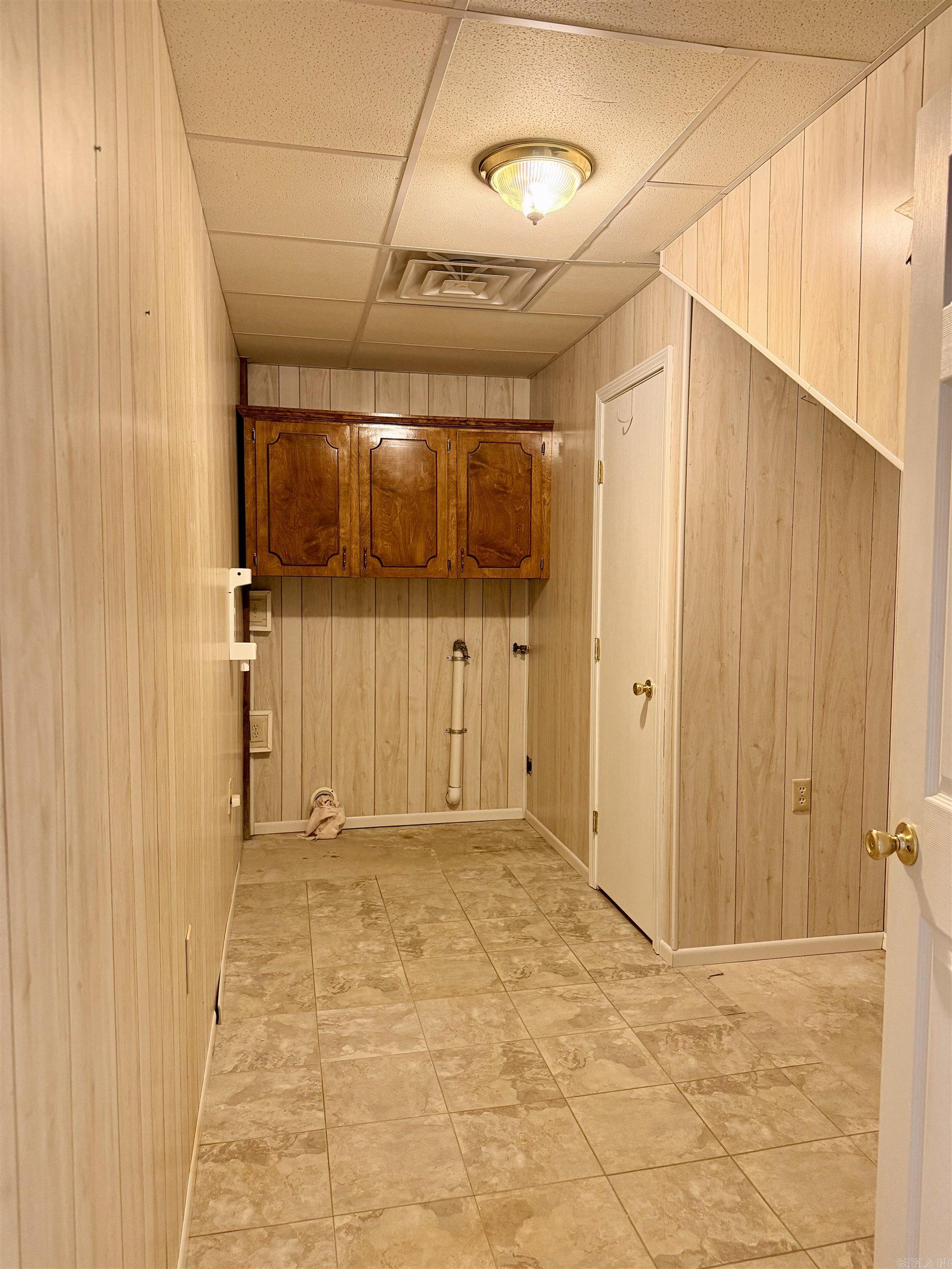 303 Burnett Road Property Photo 27