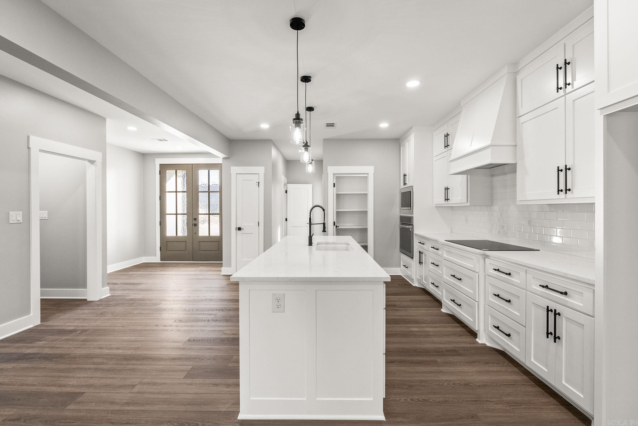 6841 Rudolph Road Property Photo 24