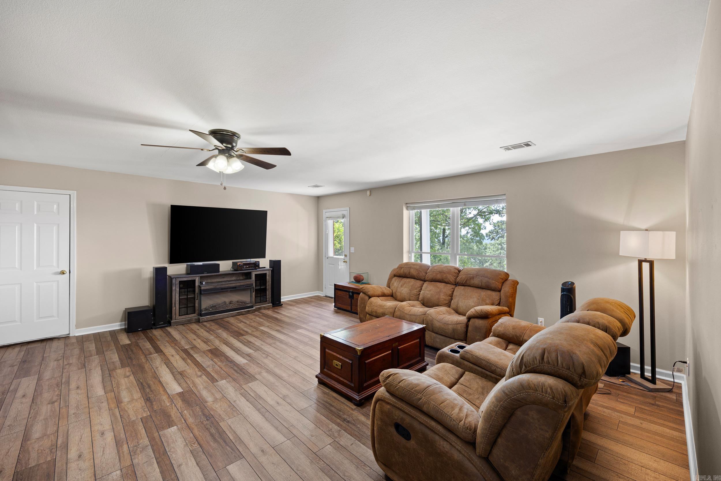 8 E Ridgeline Dr Property Photo 37