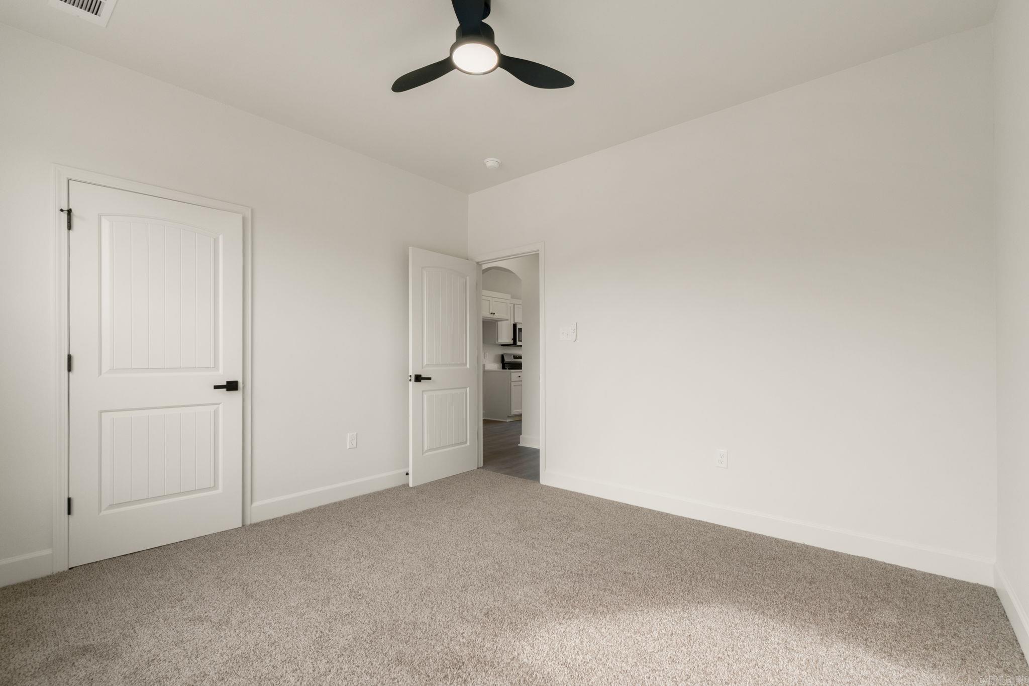 55 Springtree Circle Property Photo 28