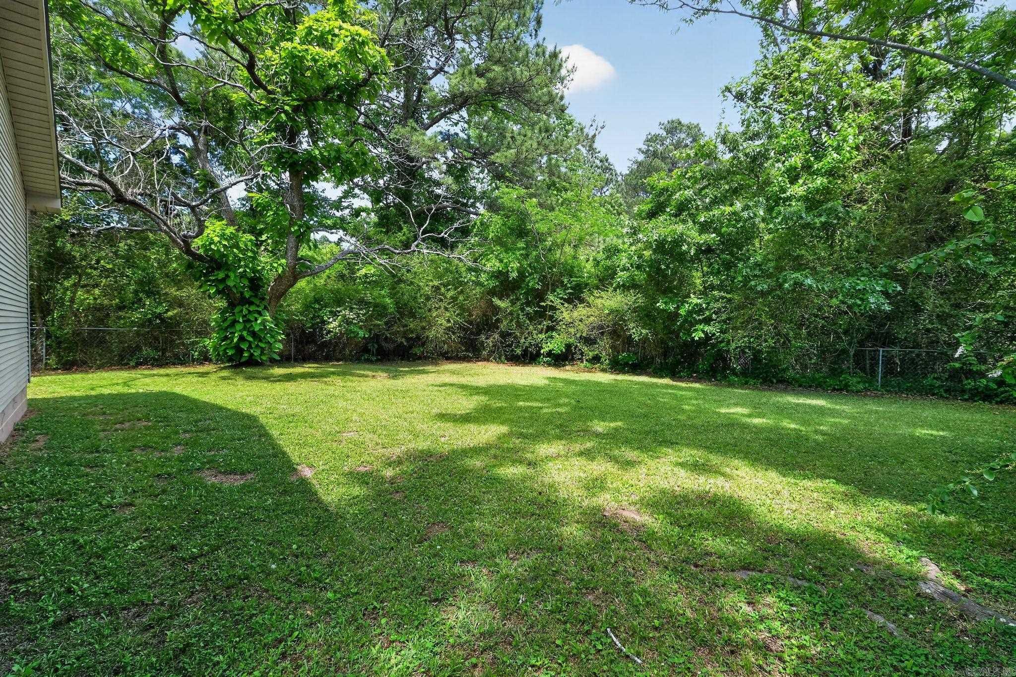10701 Chicot Road Property Photo 10