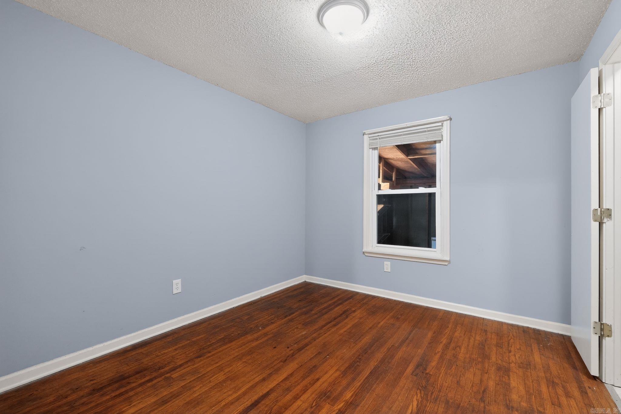 10701 Chicot Road Property Photo 12