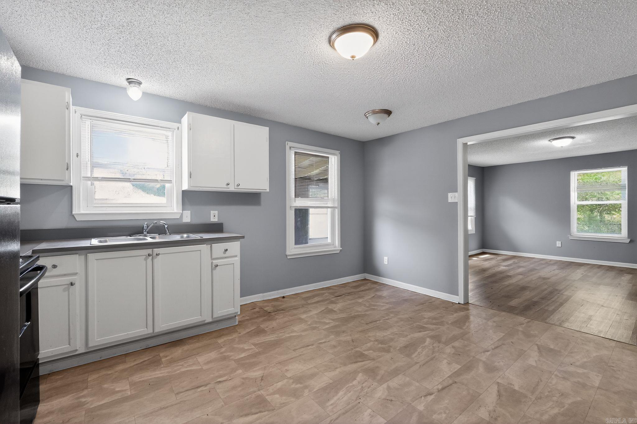 10701 Chicot Road Property Photo 22