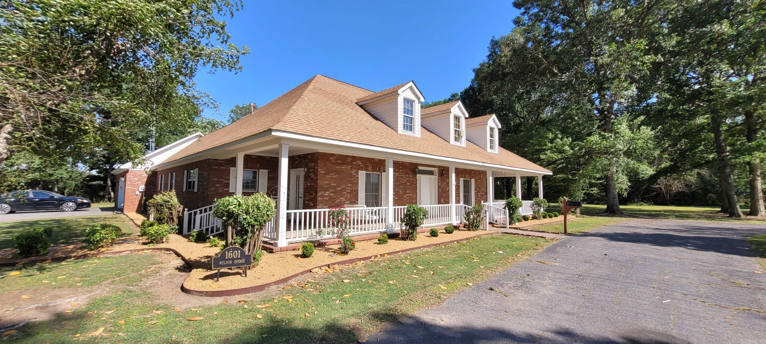 1601 Weldon Avenue Property Photo 8