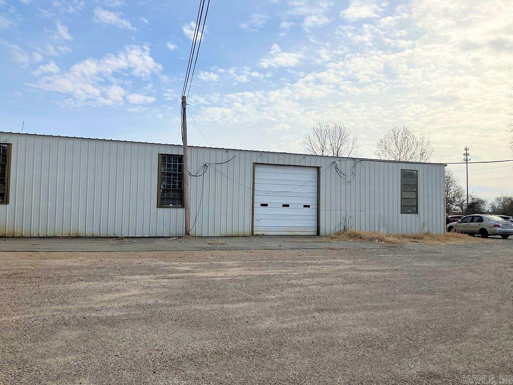 2500 E Harding Avenue Property Photo 17