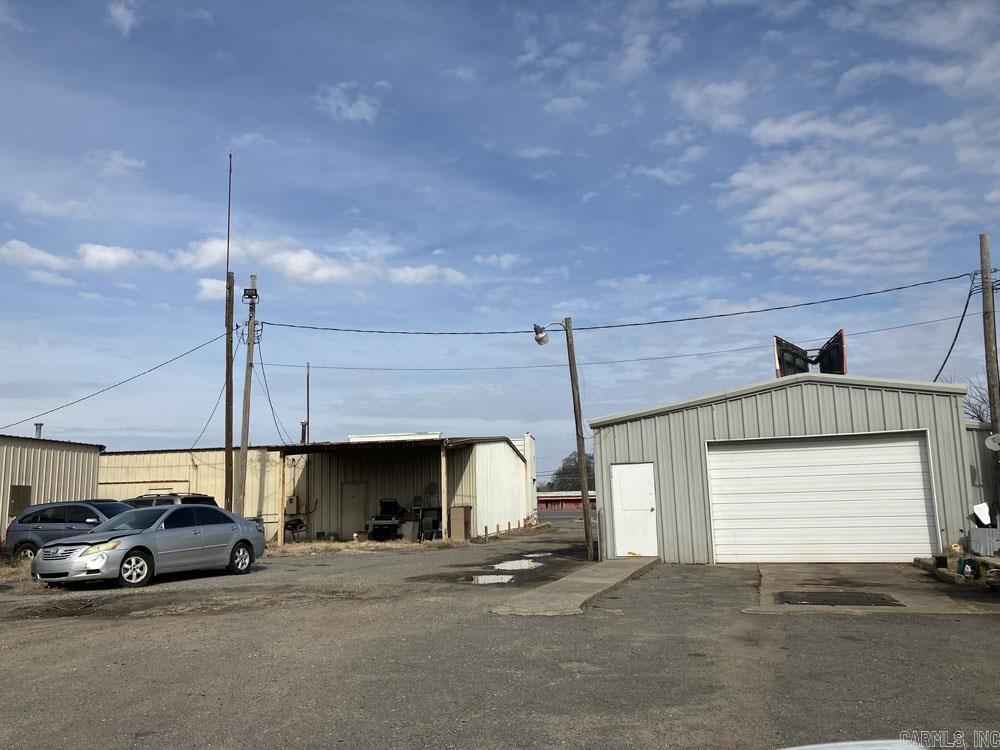 2500 E Harding Avenue Property Photo 18