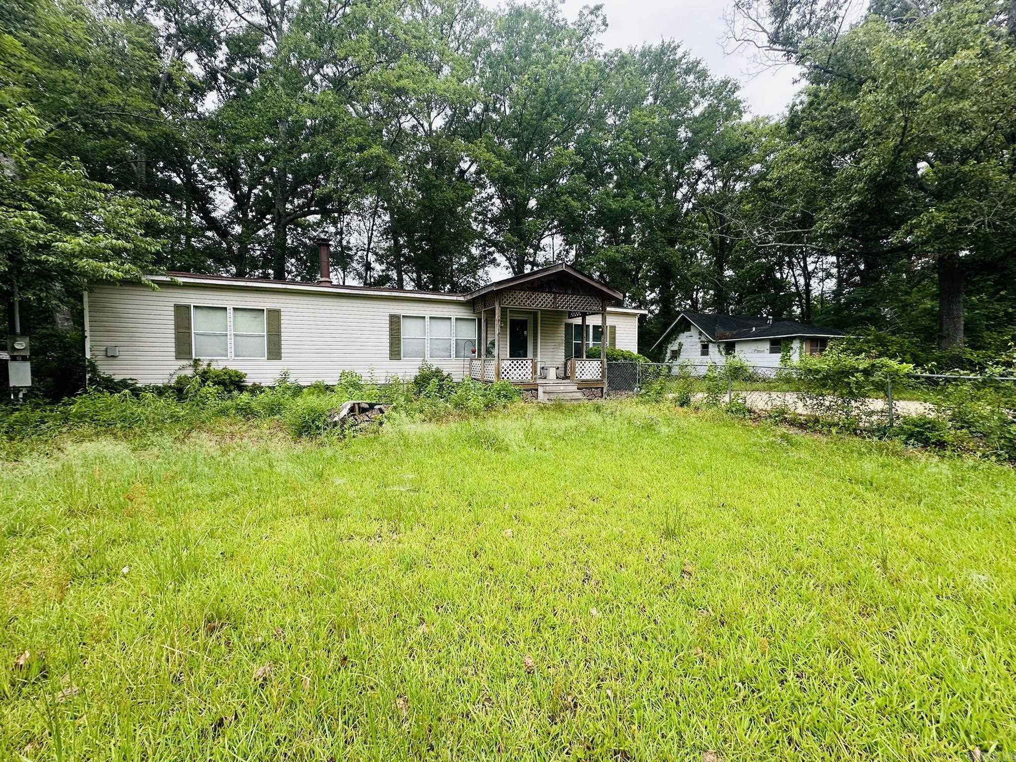 1429 Mimosa St Property Photo 3