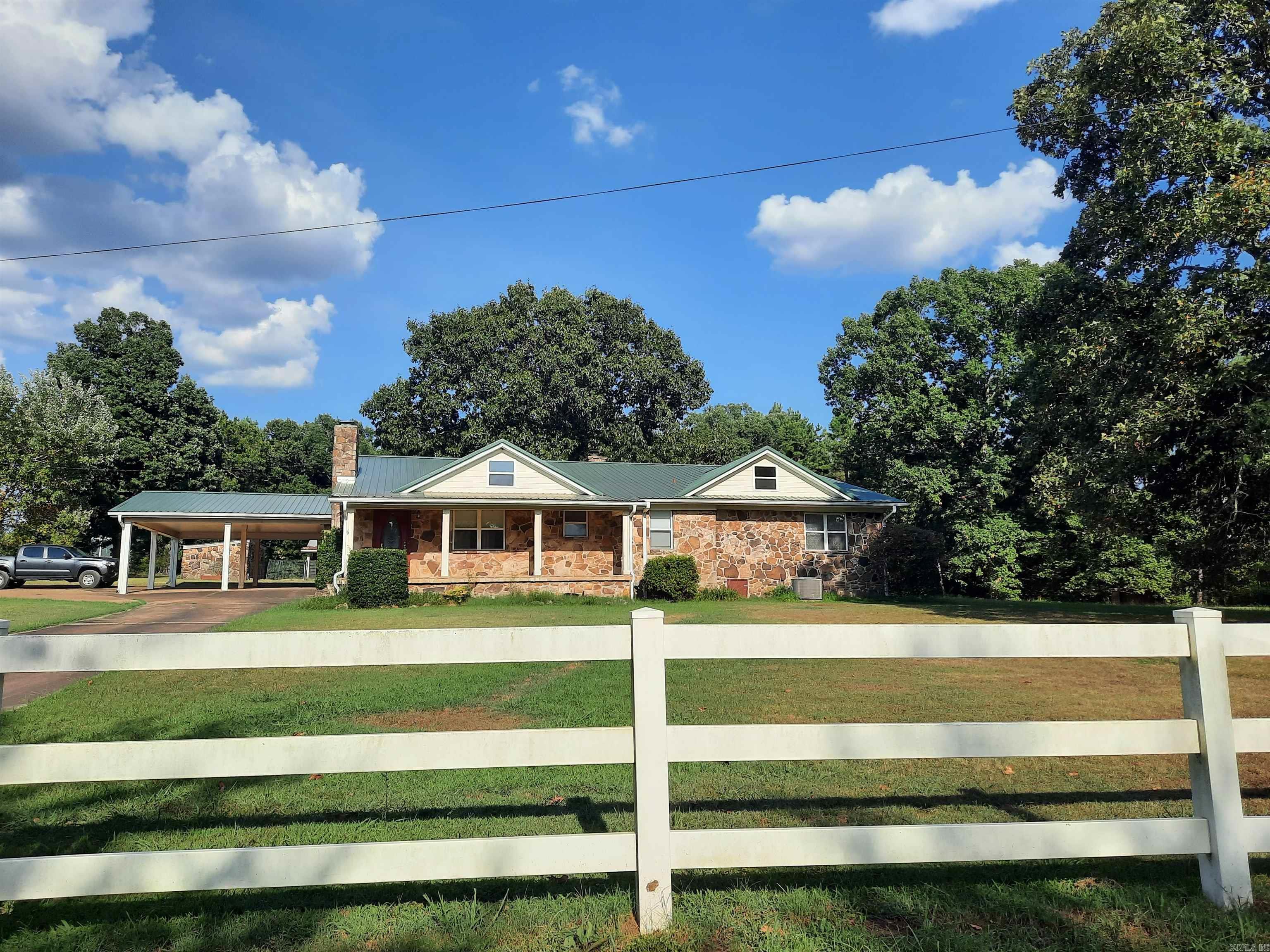 1162 Cove Road Property Photo 3