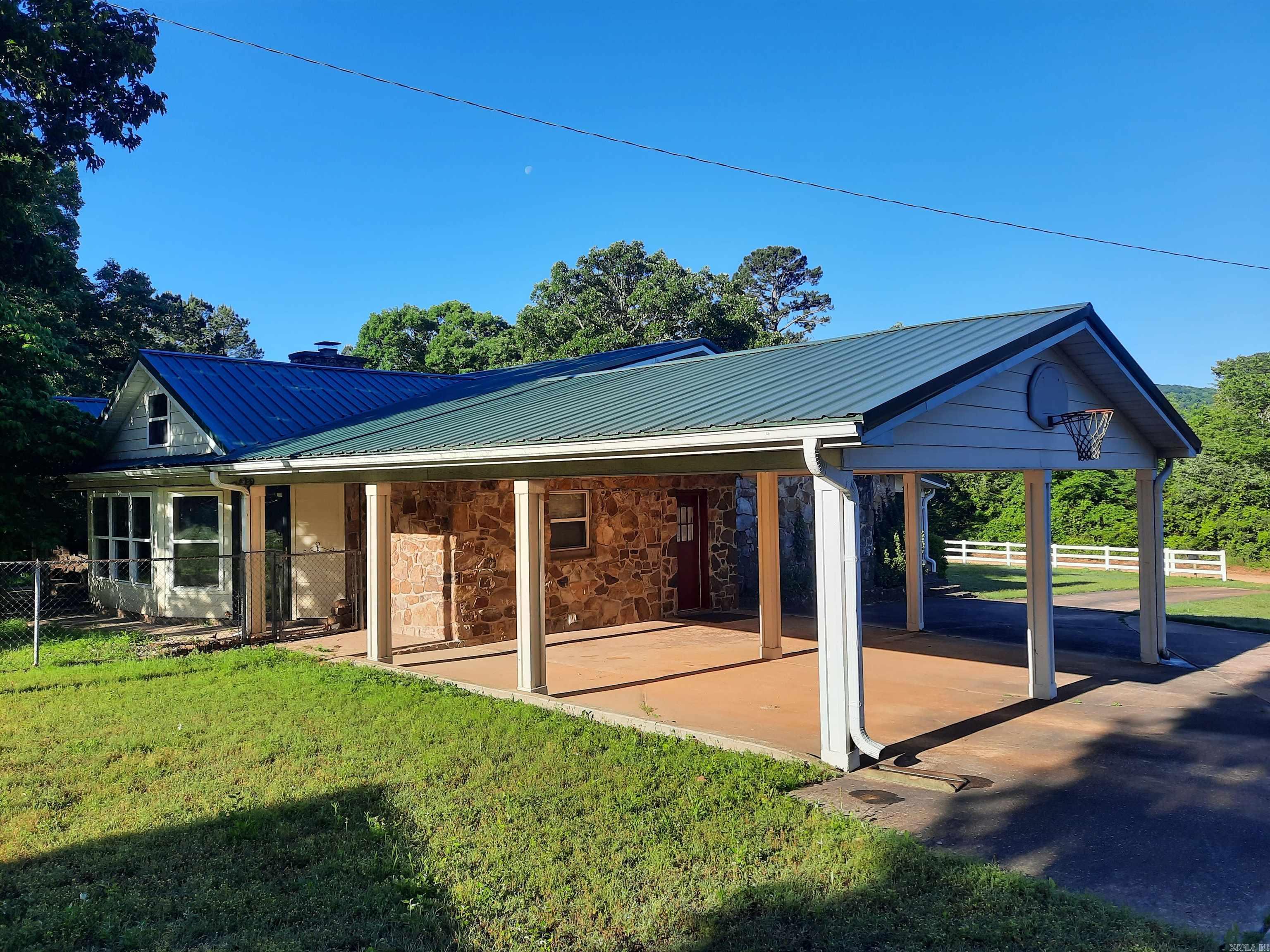1162 Cove Road Property Photo 5