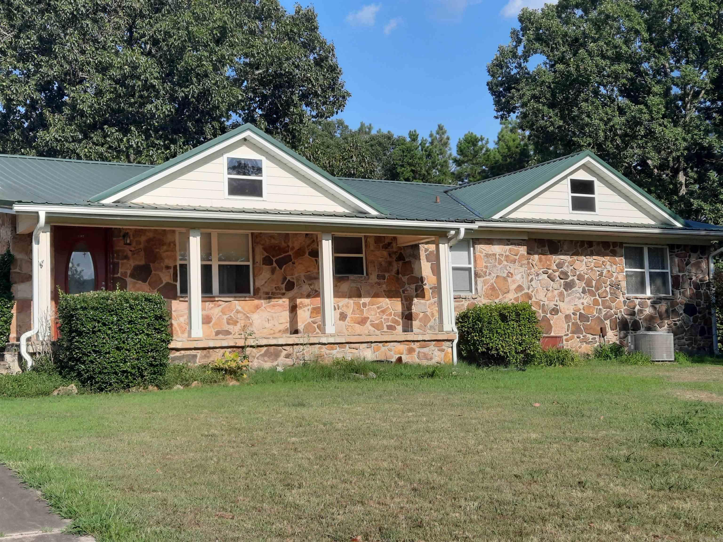 1162 Cove Road Property Photo 8